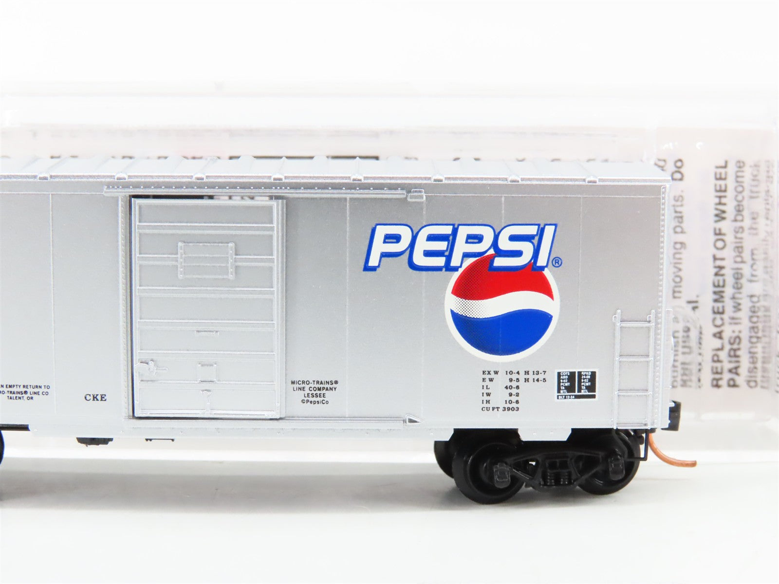 N Scale Micro-Trains MTL 24300 PCMT Pepsi-Cola 40' Box Car 30042 RTR