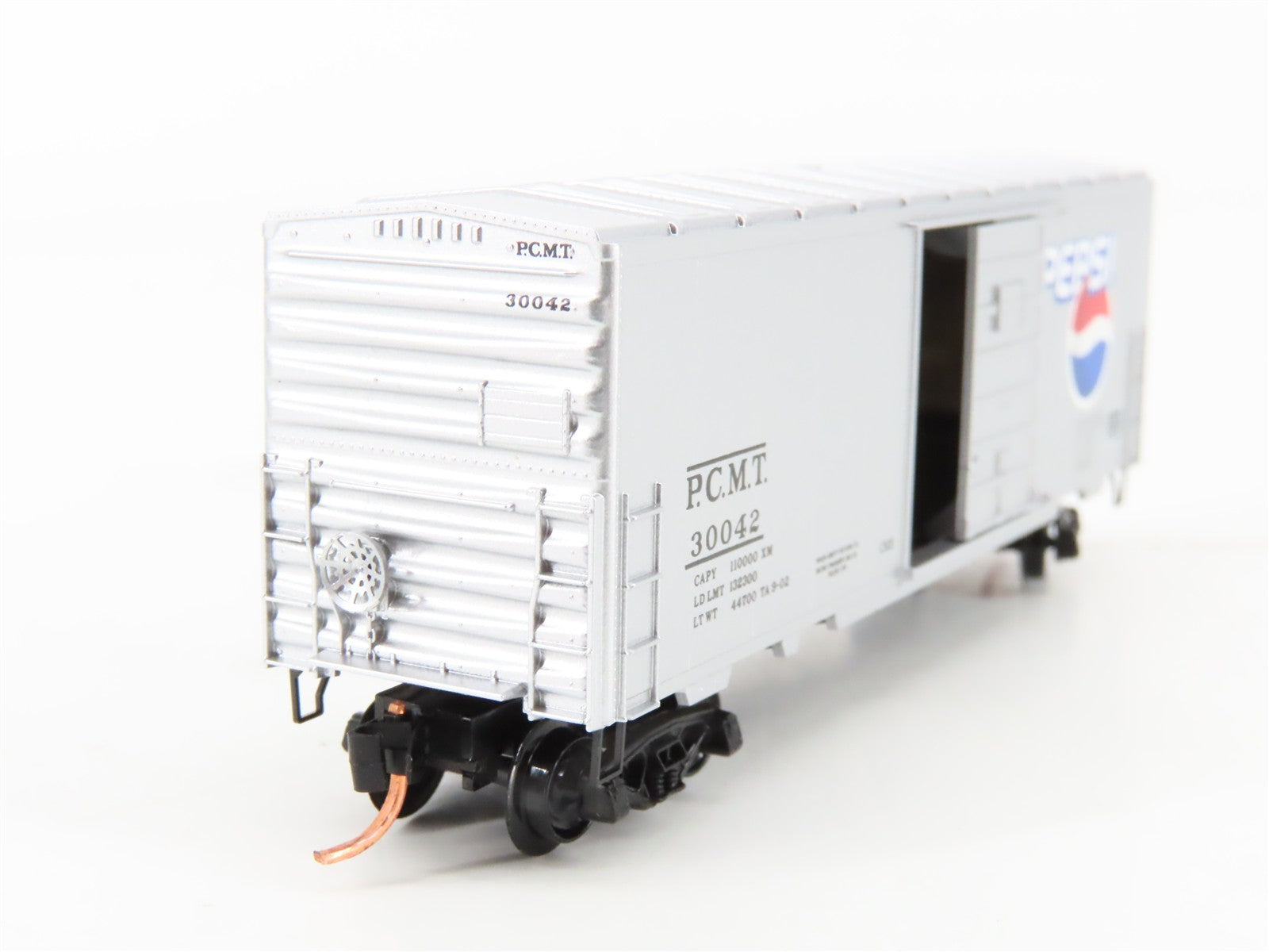 N Scale Micro-Trains MTL 24300 PCMT Pepsi-Cola 40' Box Car 30042 RTR