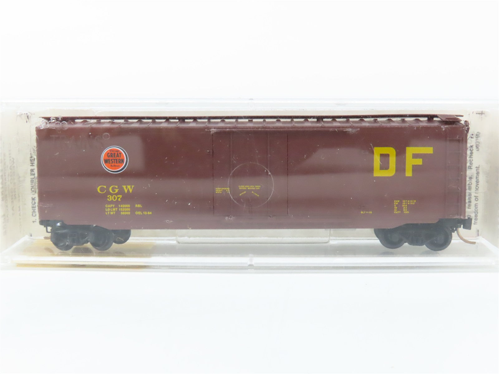 N Scale Micro-Trains MTL 32300 CGW Chicago Great Western 50' Box Car 307 RTR