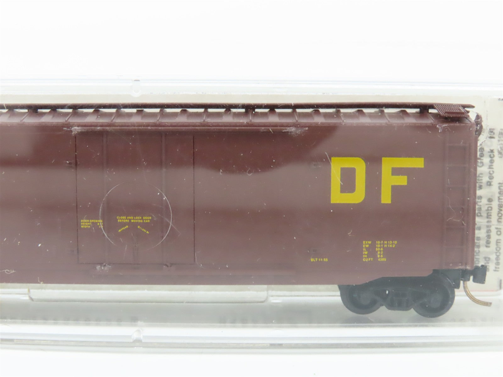 N Scale Micro-Trains MTL 32300 CGW Chicago Great Western 50' Box Car 307 RTR