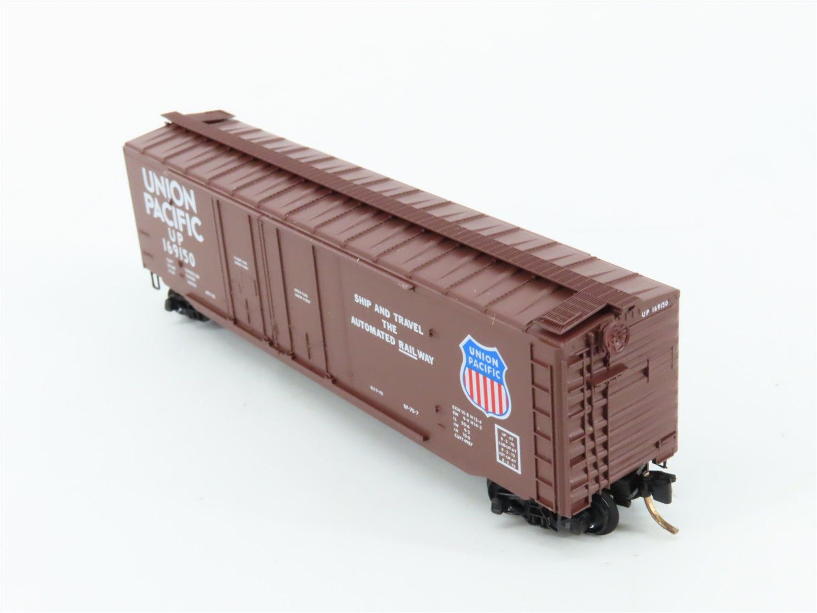 N Scale Micro-Trains MTL 36030 Union Pacific 50' Double Plug Door Box Car RTR