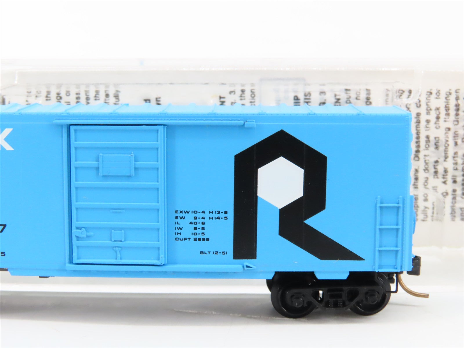 N Scale Micro-Trains MTL 24010 Rock Island 40' Box Car 57717 RTR
