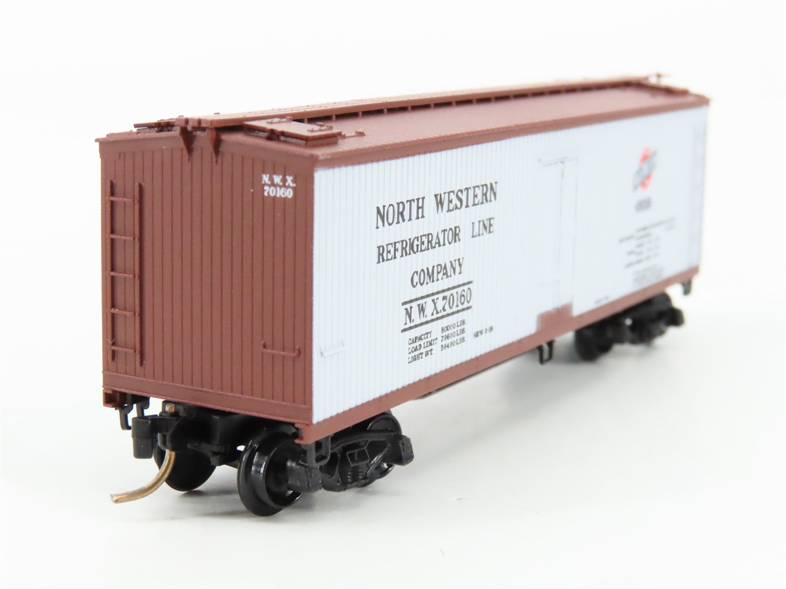 N Scale Micro-Trains MTL 49170 North Western Refrigerator Line 40' Reefer RTR