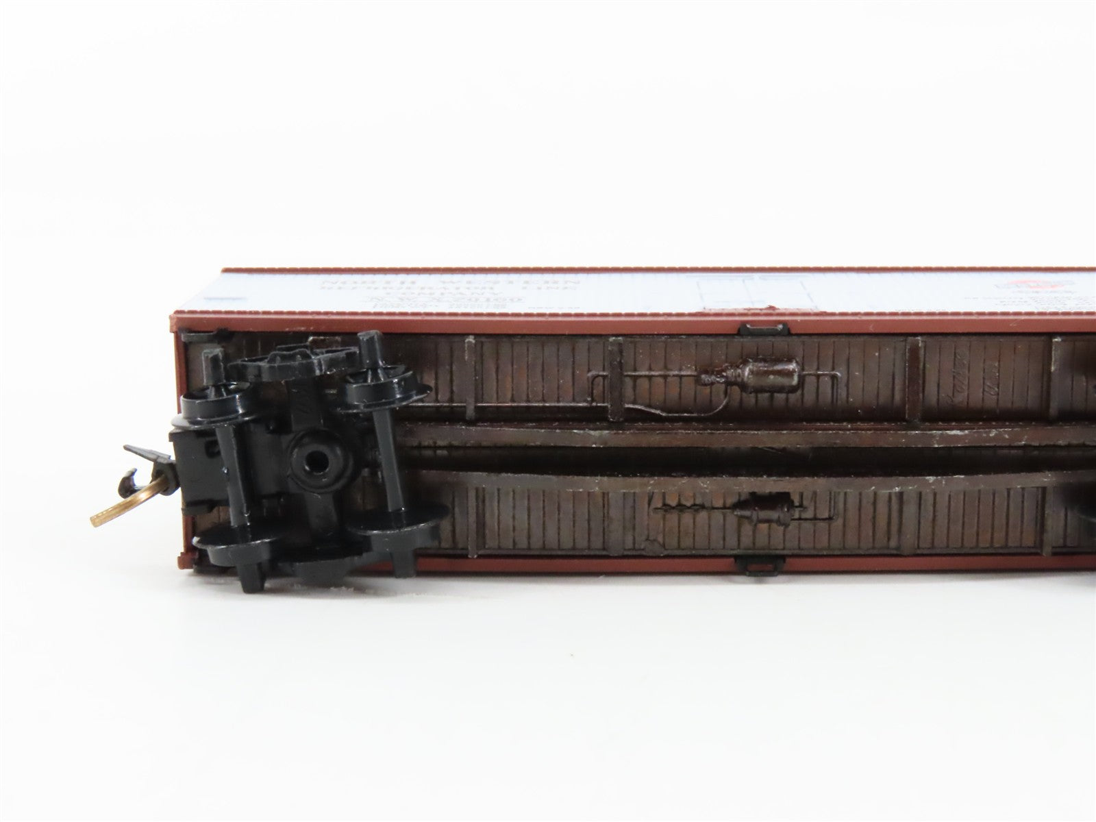 N Scale Micro-Trains MTL 49170 North Western Refrigerator Line 40' Reefer RTR