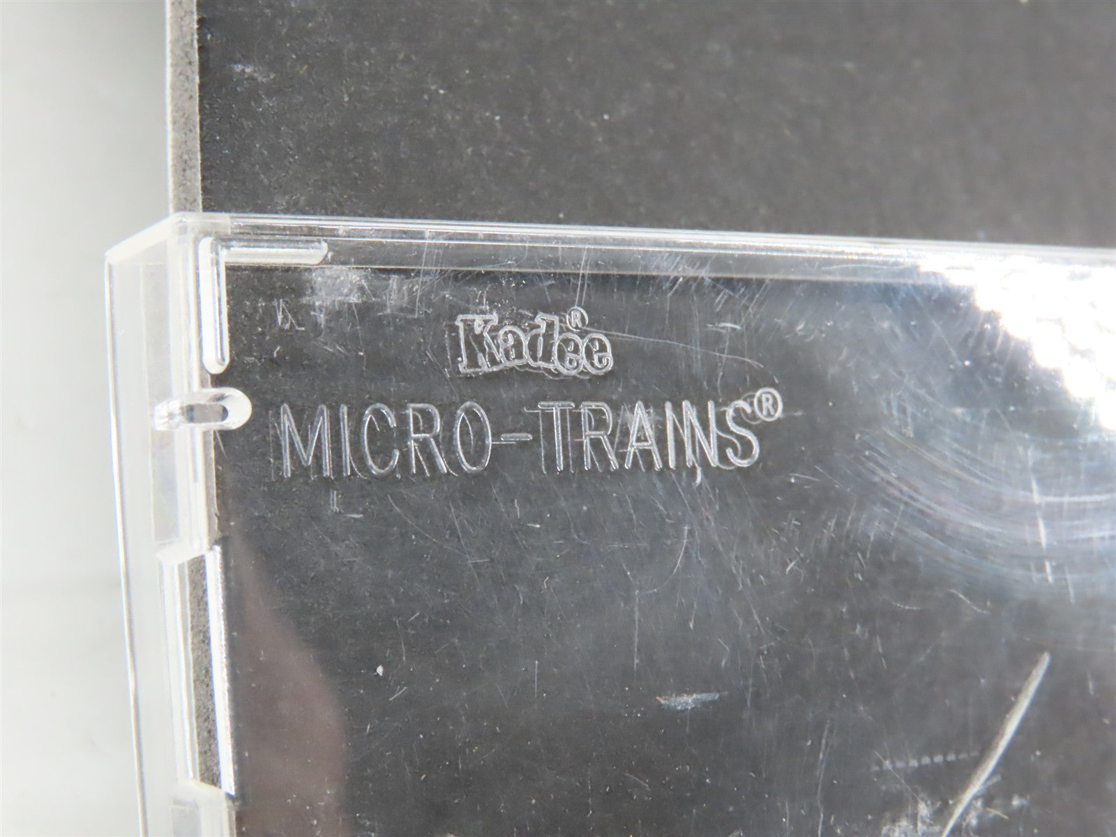 N Scale Micro-Trains MTL 49170 North Western Refrigerator Line 40' Reefer RTR