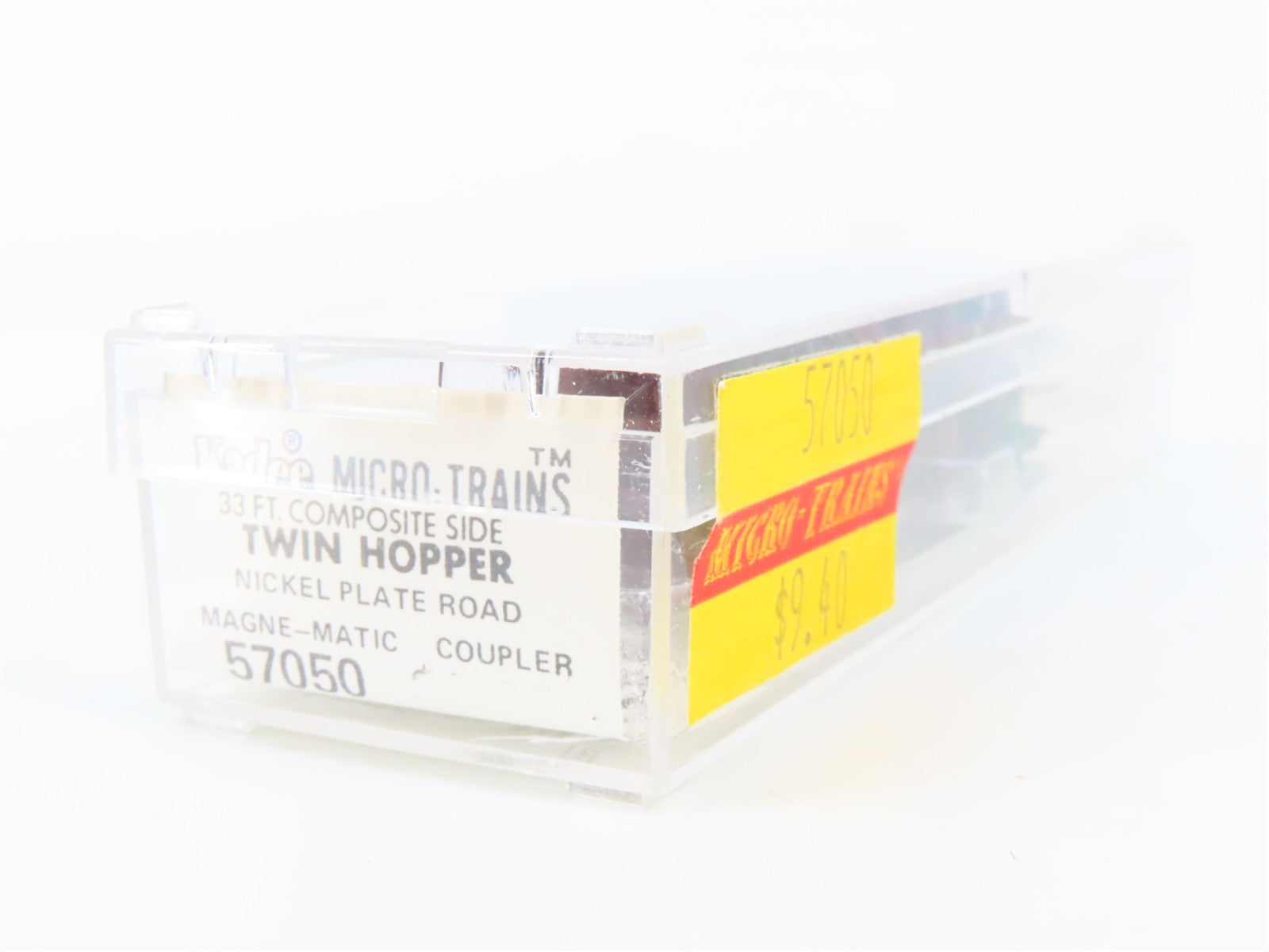 N Scale Micro-Trains MTL 57050 Nickel Plate Road 33' 2-Bay Twin Hopper RTR