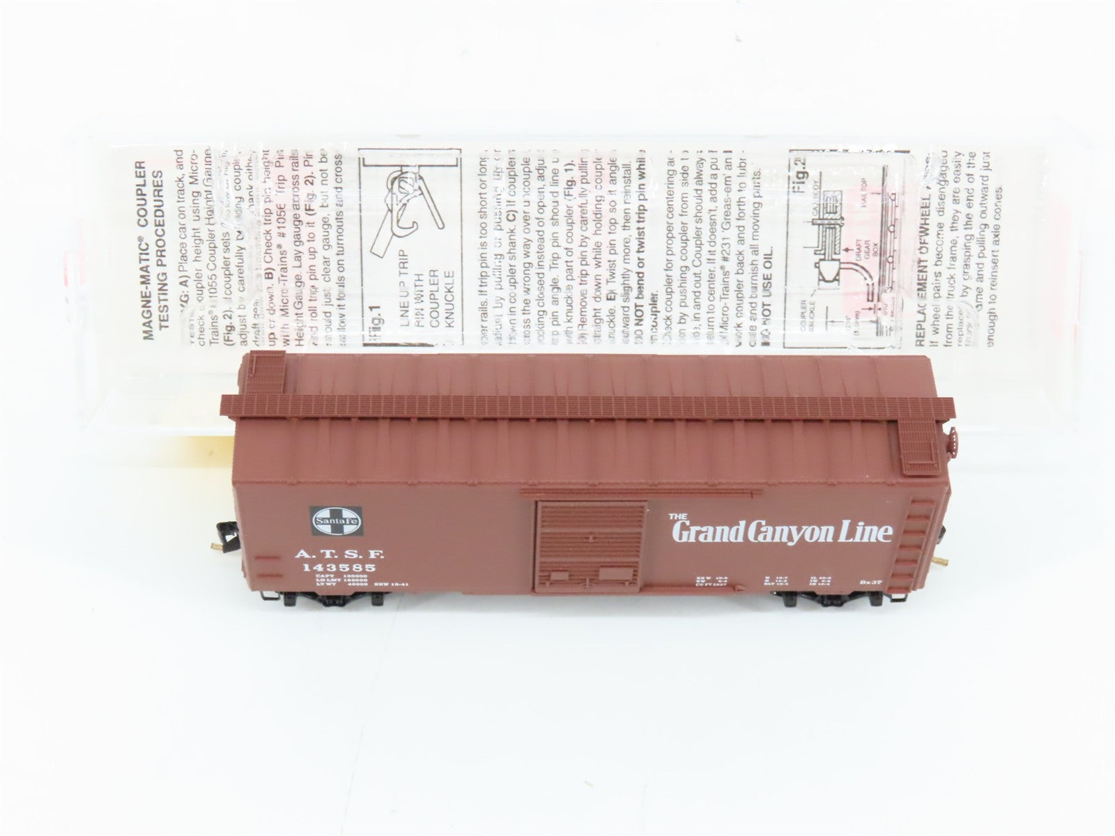 N Scale Micro-Trains MTL 20060 ATSF Santa Fe 40' Box Car 143585 RTR