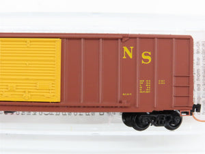 N Scale Micro-Trains MTL 25660 NS Norfolk Southern 50' Box Car 2210 RTR