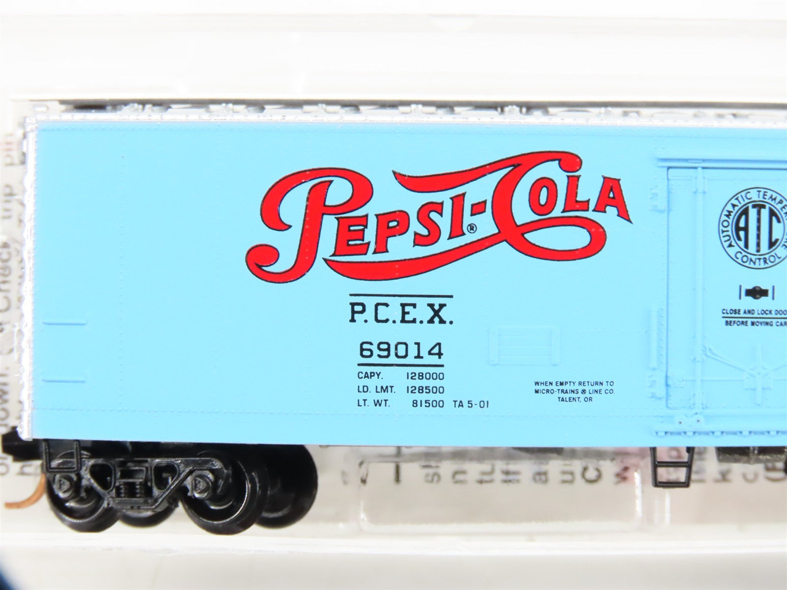 N Scale Micro-Trains MTL 69130 PCEX Pepsi-Cola 51' Reefer 69014 RTR