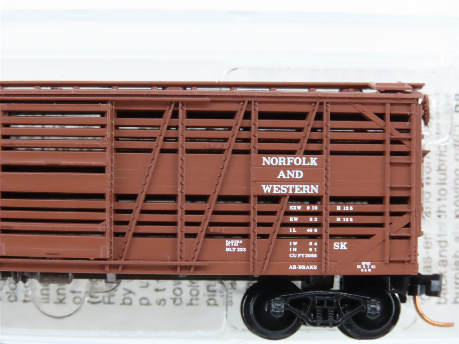 N Scale Micro-Trains MTL 35150 N&W Norfolk & Western 40' Stock/Cattle Car RTR