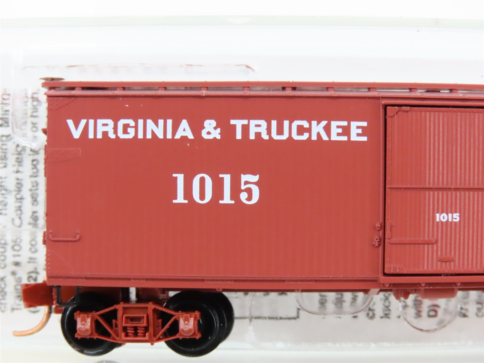 N Scale Micro-Trains MTL 39180 Virginia & Truckee 40' Box Car 1015 RTR
