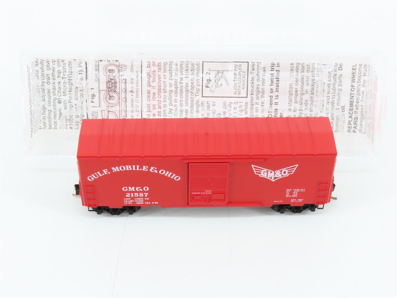 N Scale Micro-Trains MTL 24240 GM&O Gulf, Mobile & Ohio 40' Box Car 21587 RTR