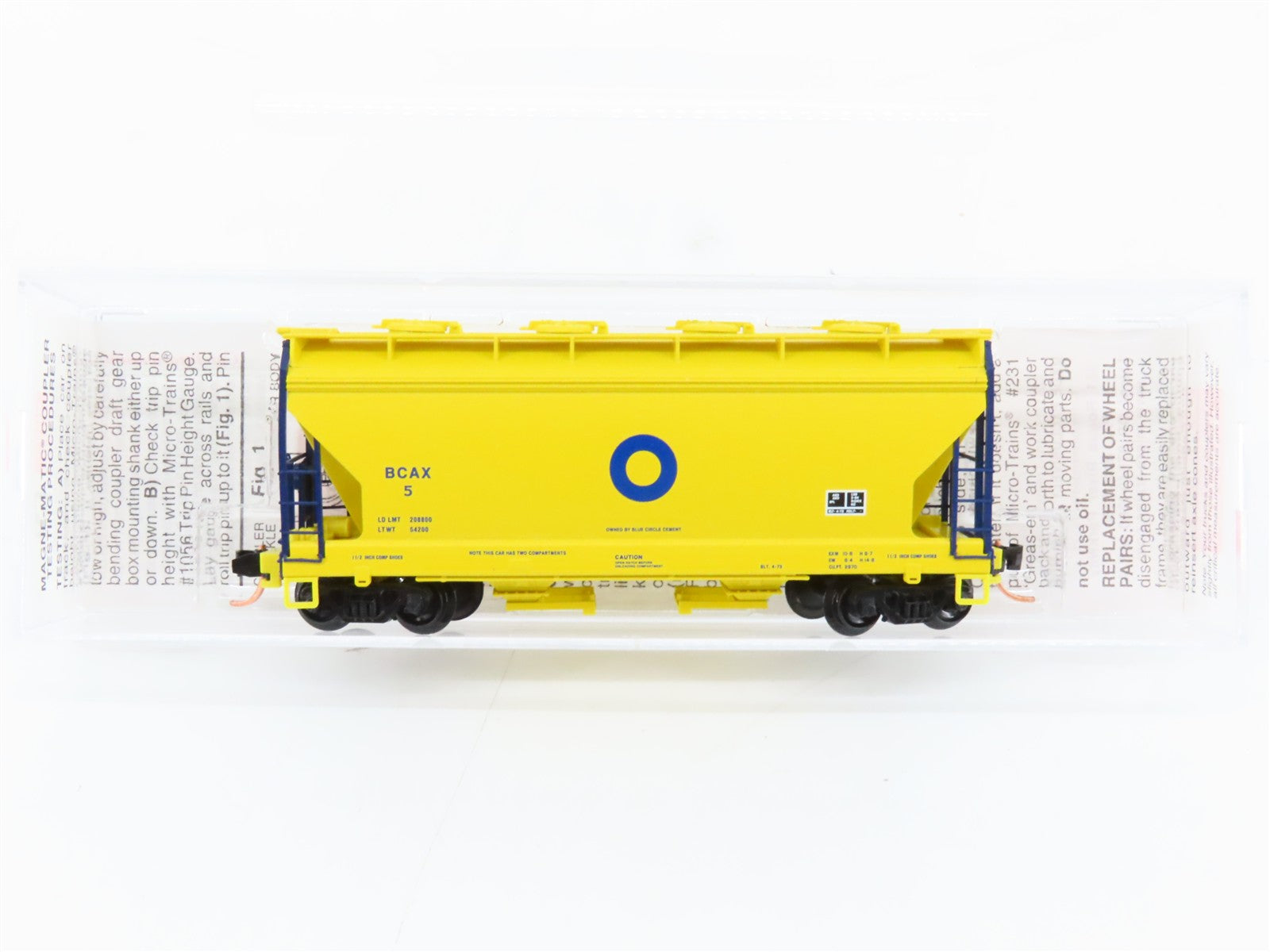 N Scale Micro-Trains MTL 92140 BCAX Blue Circle Cement 2-Bay Covered Hopper RTR