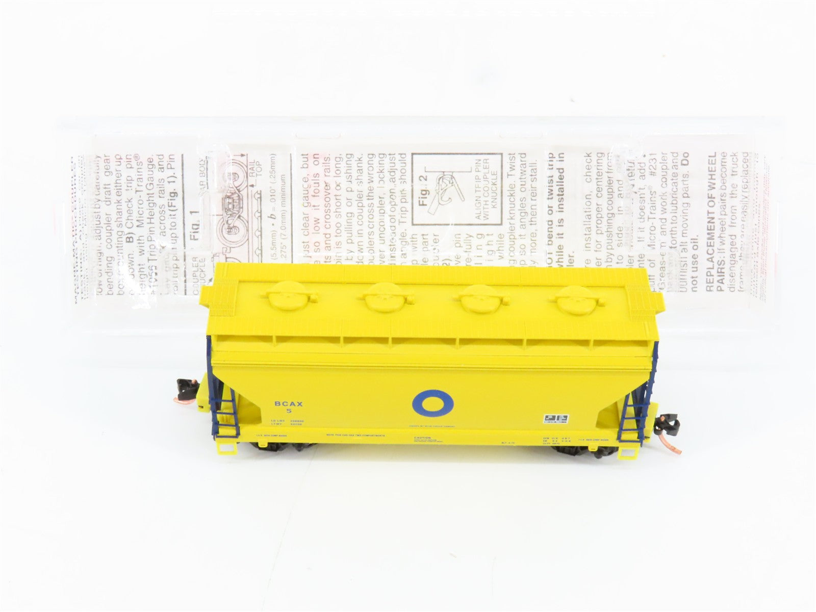 N Scale Micro-Trains MTL 92140 BCAX Blue Circle Cement 2-Bay Covered Hopper RTR