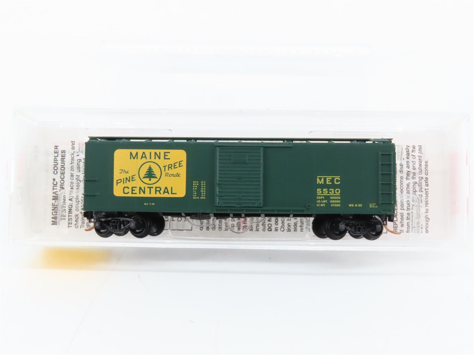 N Scale Micro-Trains MTL 120040 MEC Maine Central 40' Box Car 5530 RTR