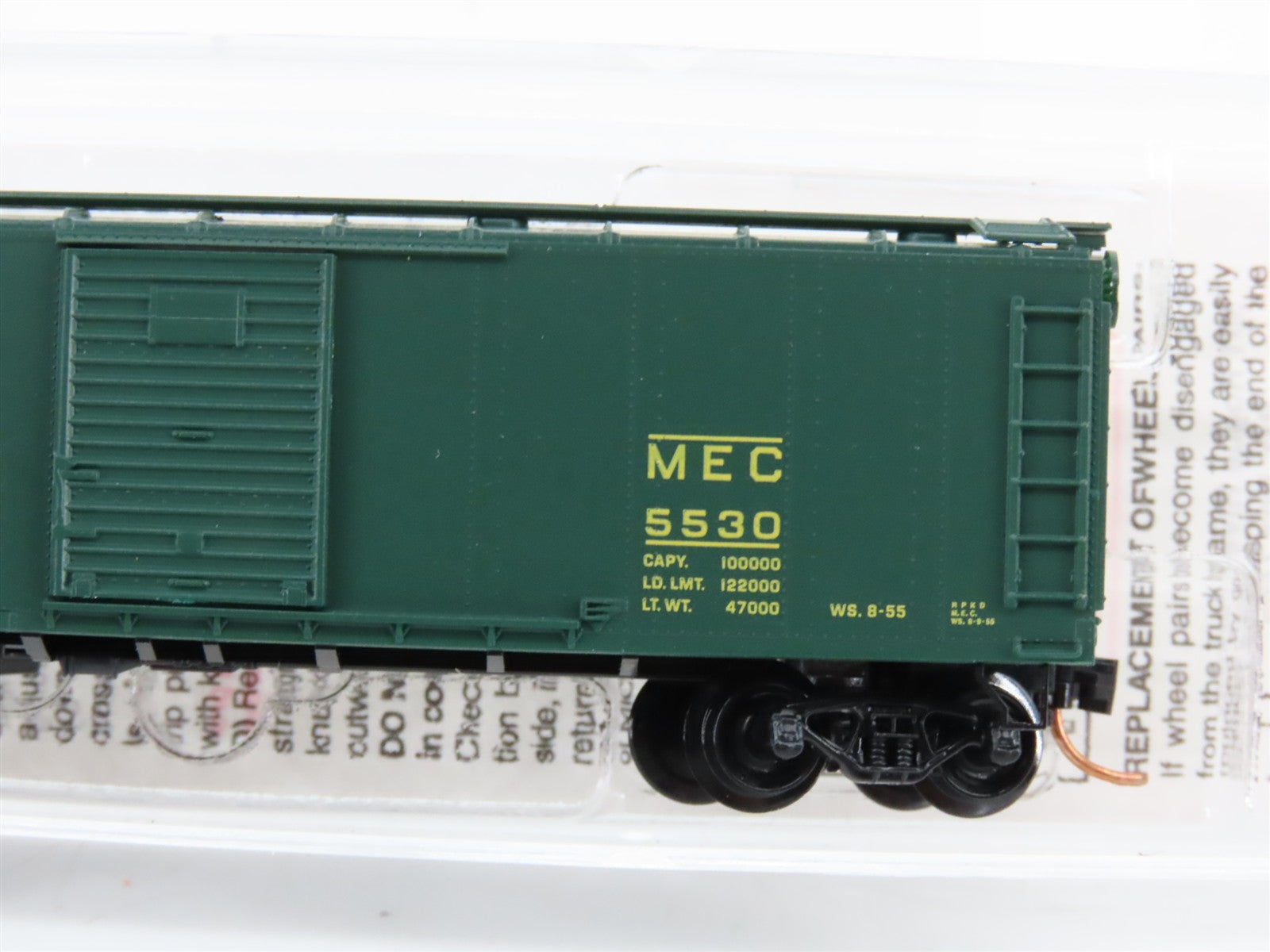N Scale Micro-Trains MTL 120040 MEC Maine Central 40' Box Car 5530 RTR