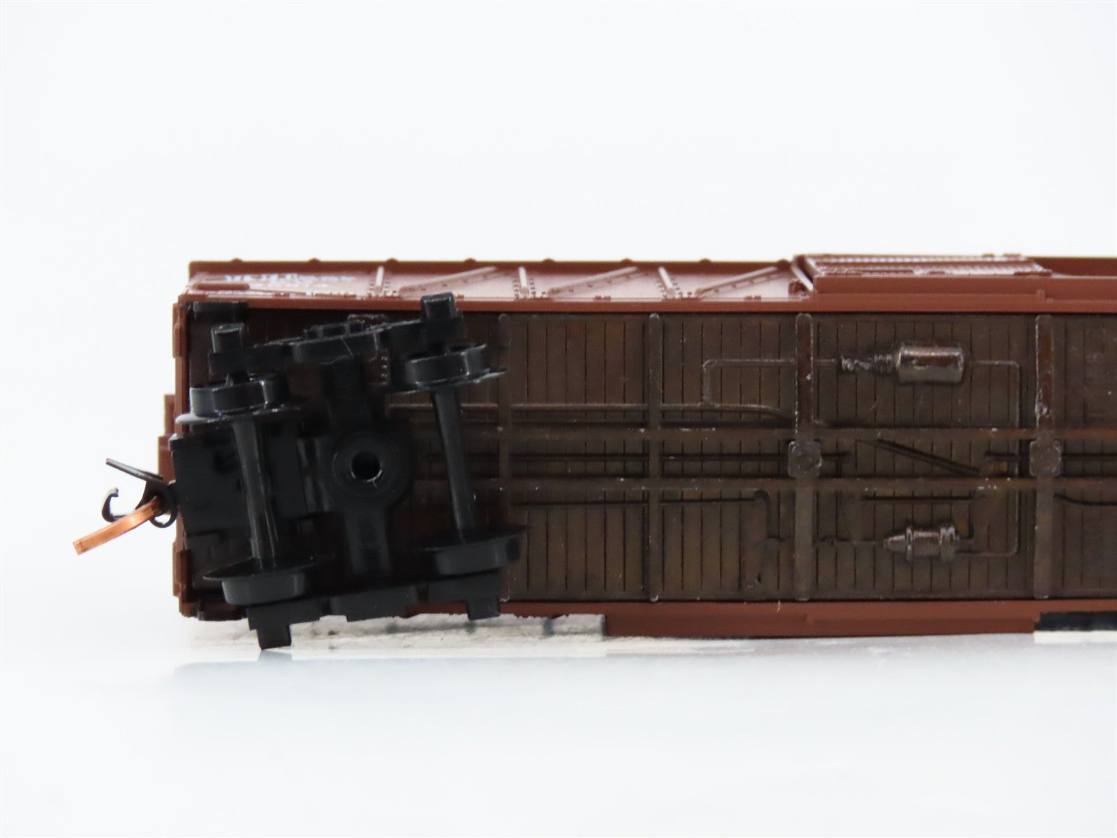 N Scale Micro-Trains MTL 28160 C.V. Central Vermont 40' Box Car 40014