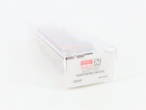 N Scale Micro-Trains MTL 29030 NP Northern Pacific 40' Box Car 8008