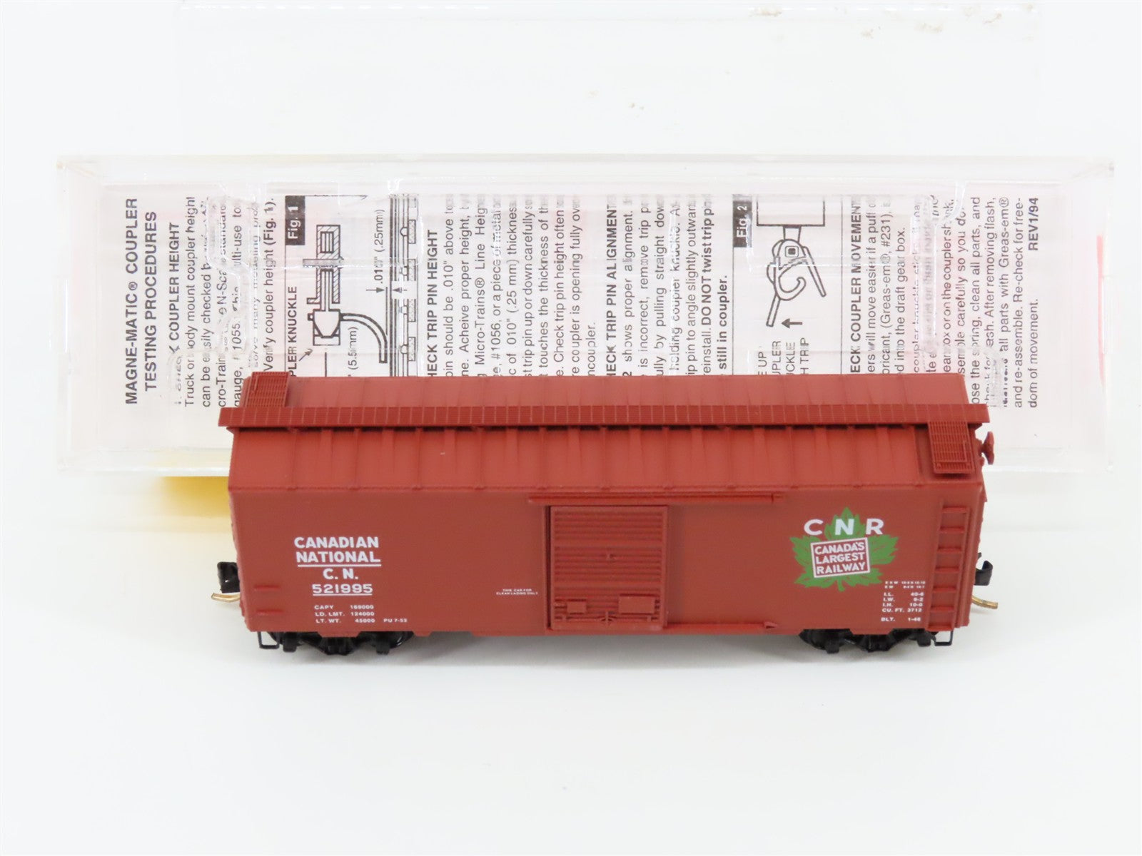 N Scale Micro-Trains MTL 20206 C.N. Canadian National 40' Box Car 521995