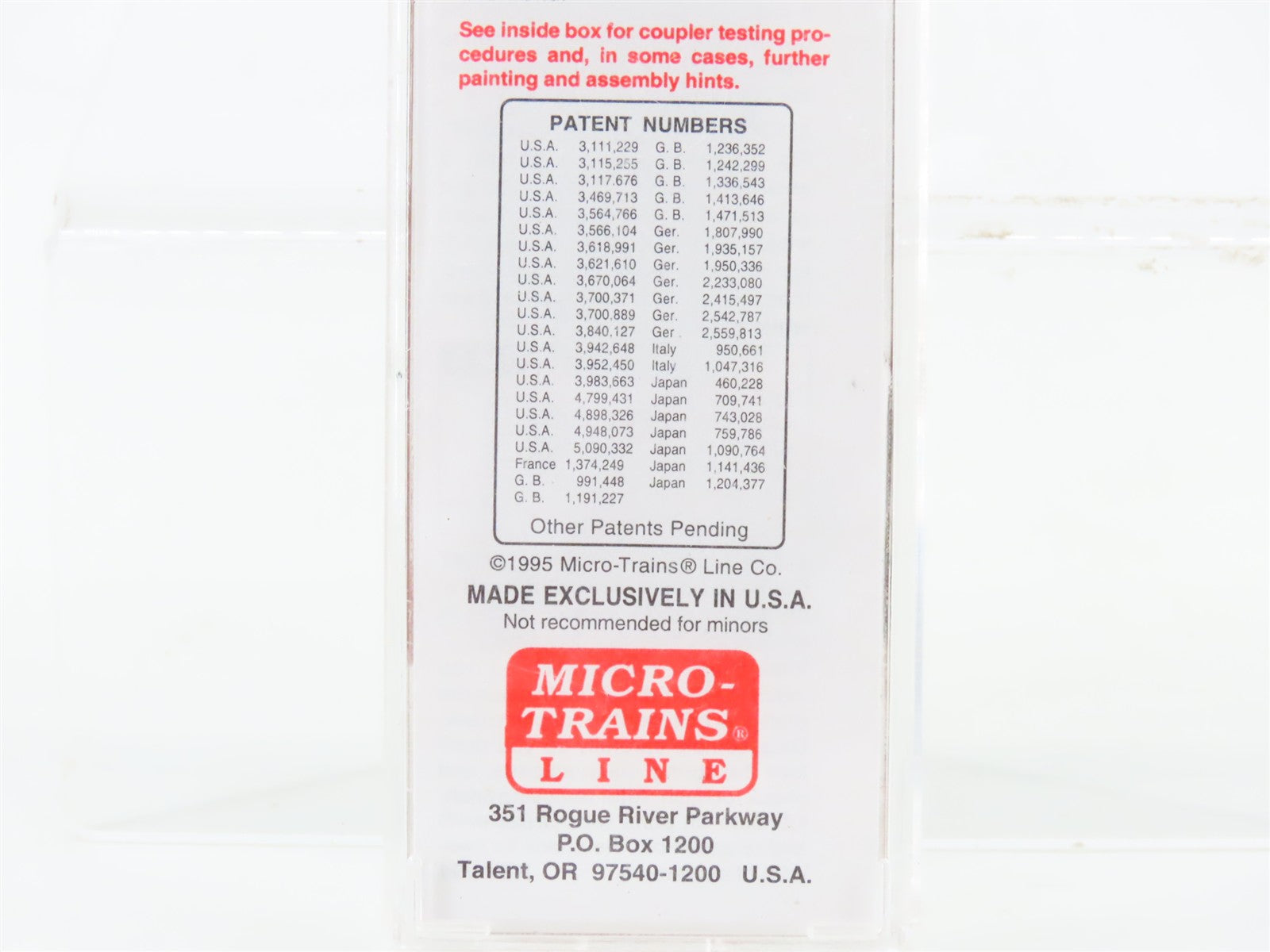 N Scale Micro-Trains MTL 20206 C.N. Canadian National 40' Box Car 521995