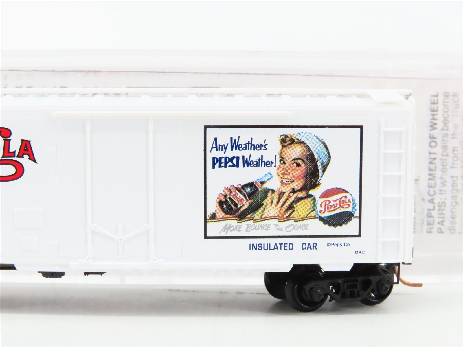 N Scale Micro-Trains MTL 21270 P.C. Pepsi-Cola 40' Box Car 122000