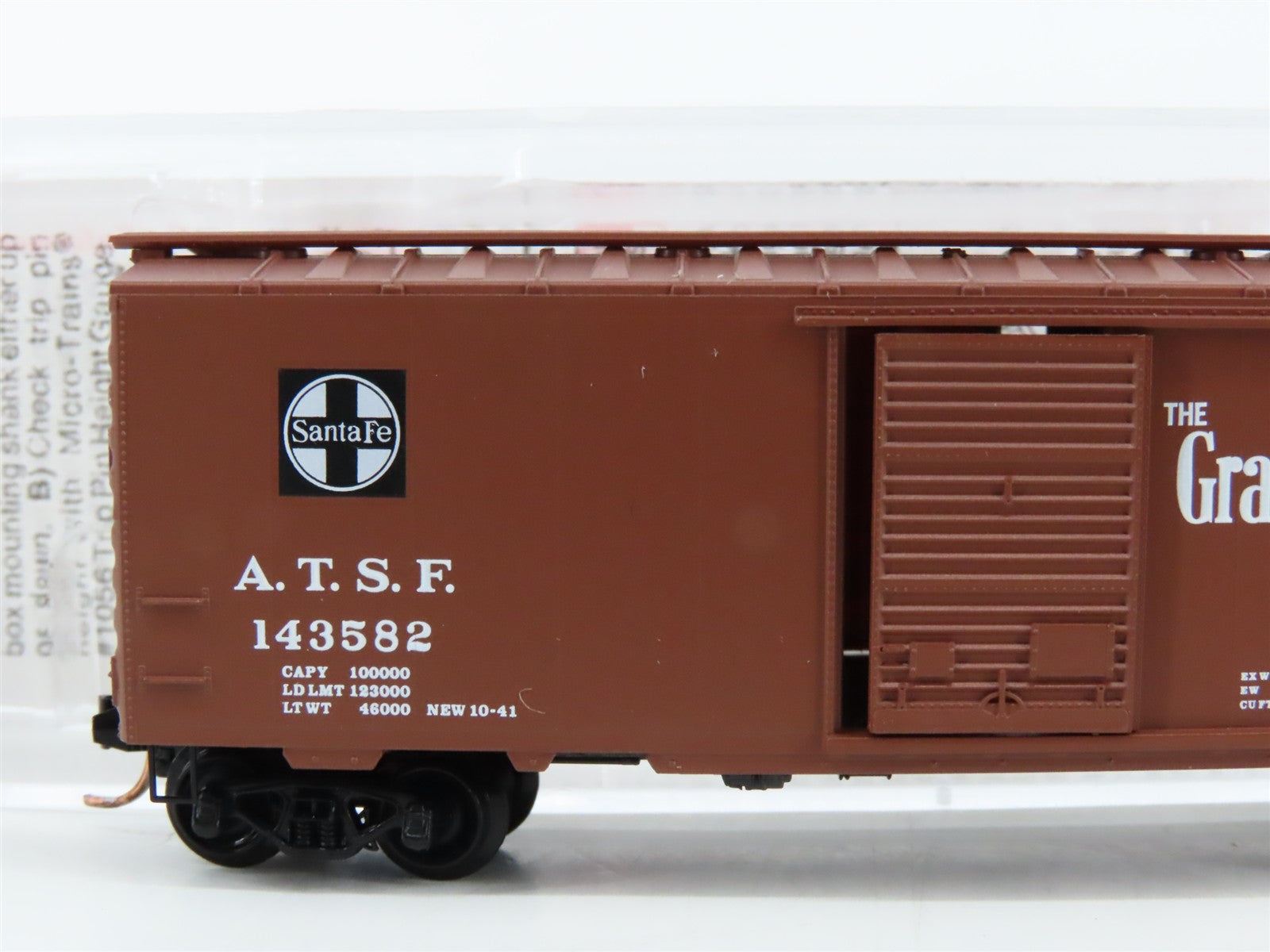N Scale Micro-Trains MTL 20060 ATSF Santa Fe 40' Box Car 143582