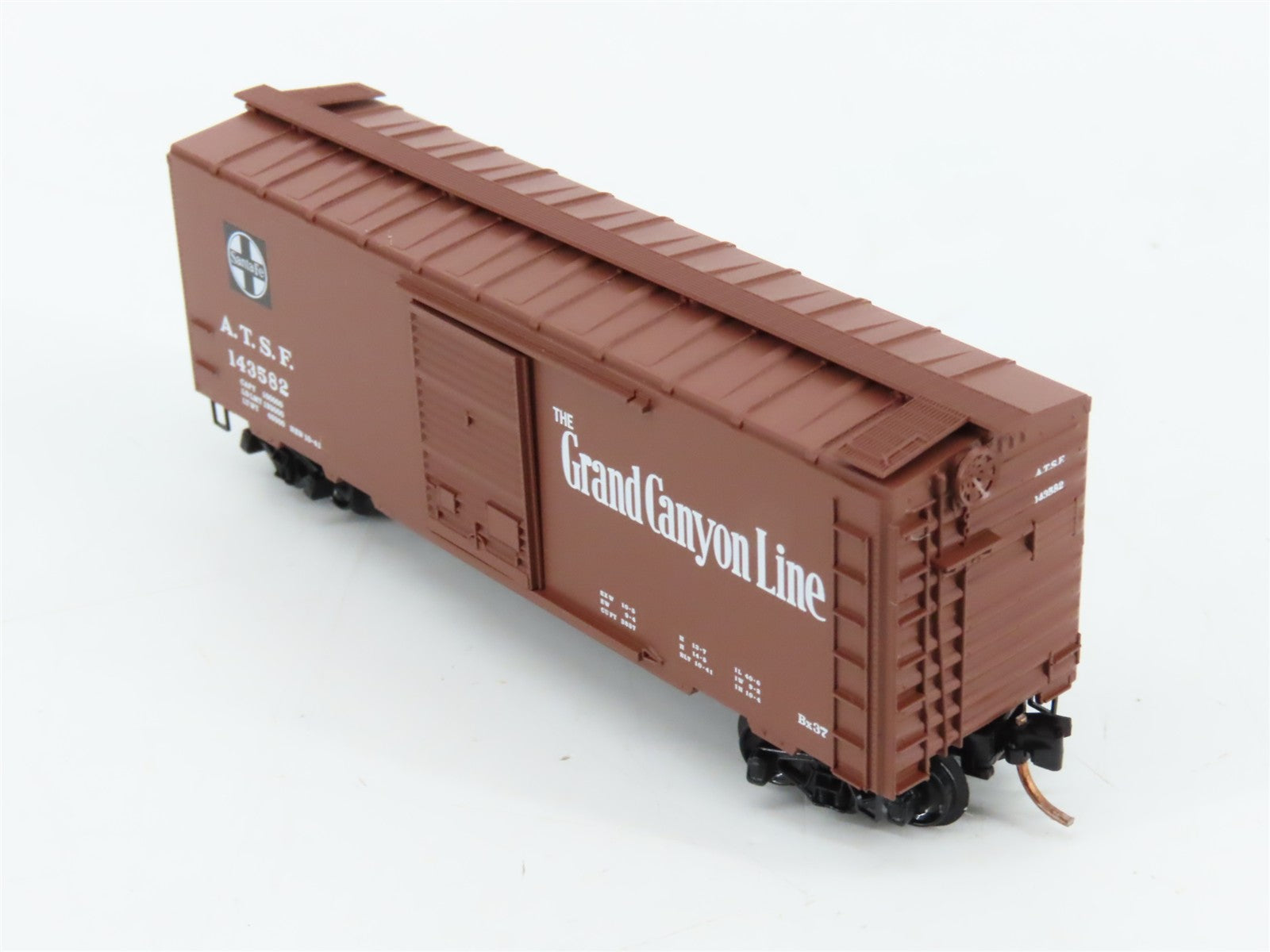N Scale Micro-Trains MTL 20060 ATSF Santa Fe 40' Box Car 143582