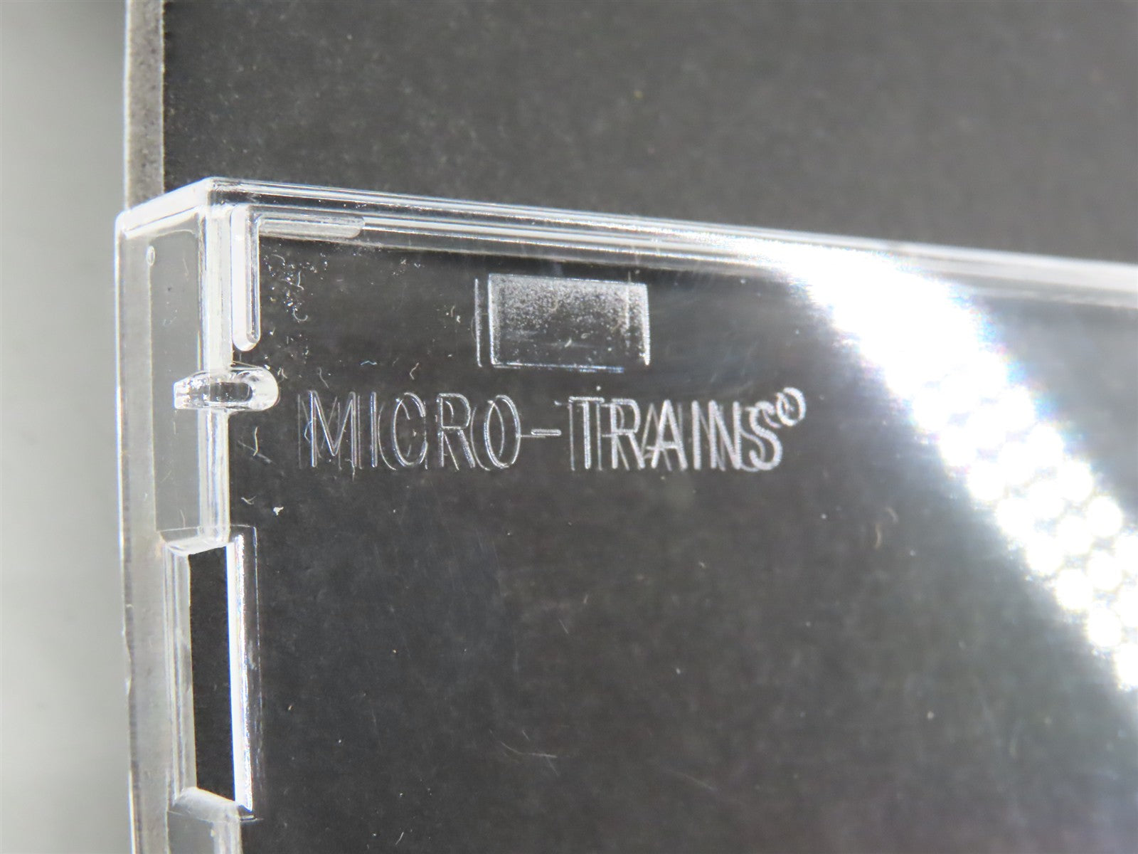 N Scale Micro-Trains MTL 20060 ATSF Santa Fe 40' Box Car 143582