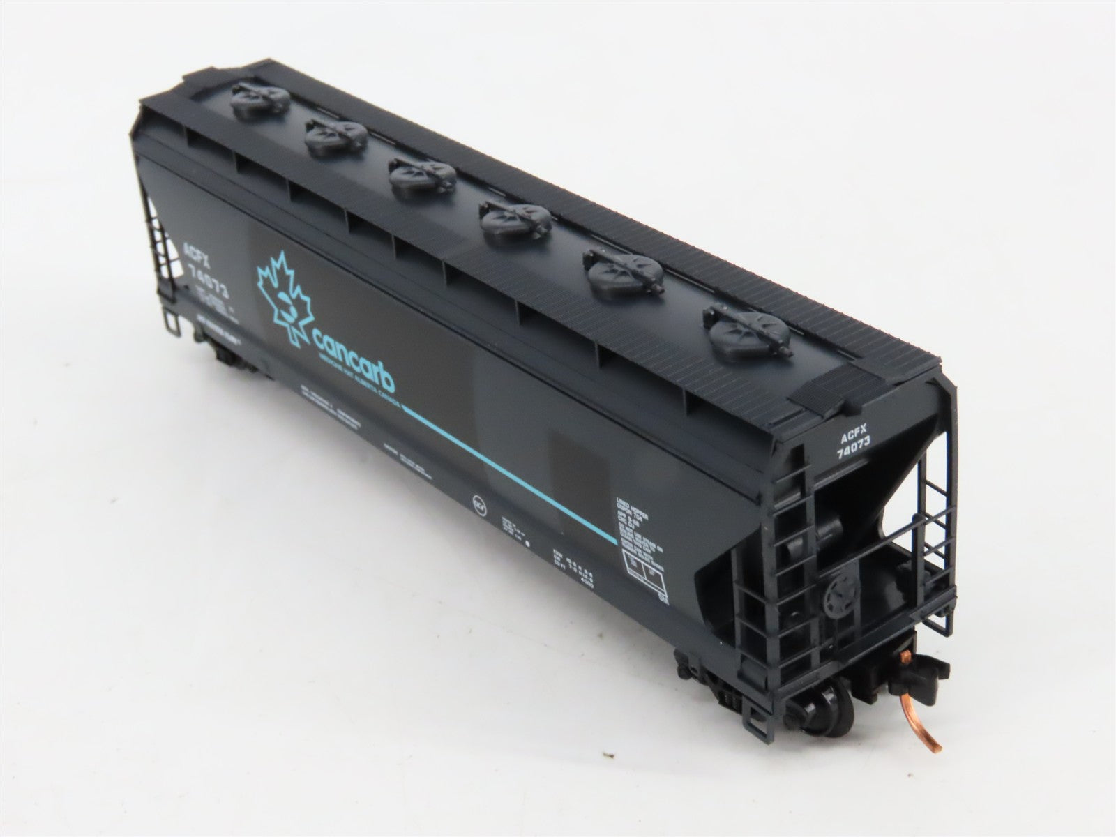 N Scale Micro-Trains MTL 93070 ACFX Cancarb 3-Bay Covered Hopper 74073