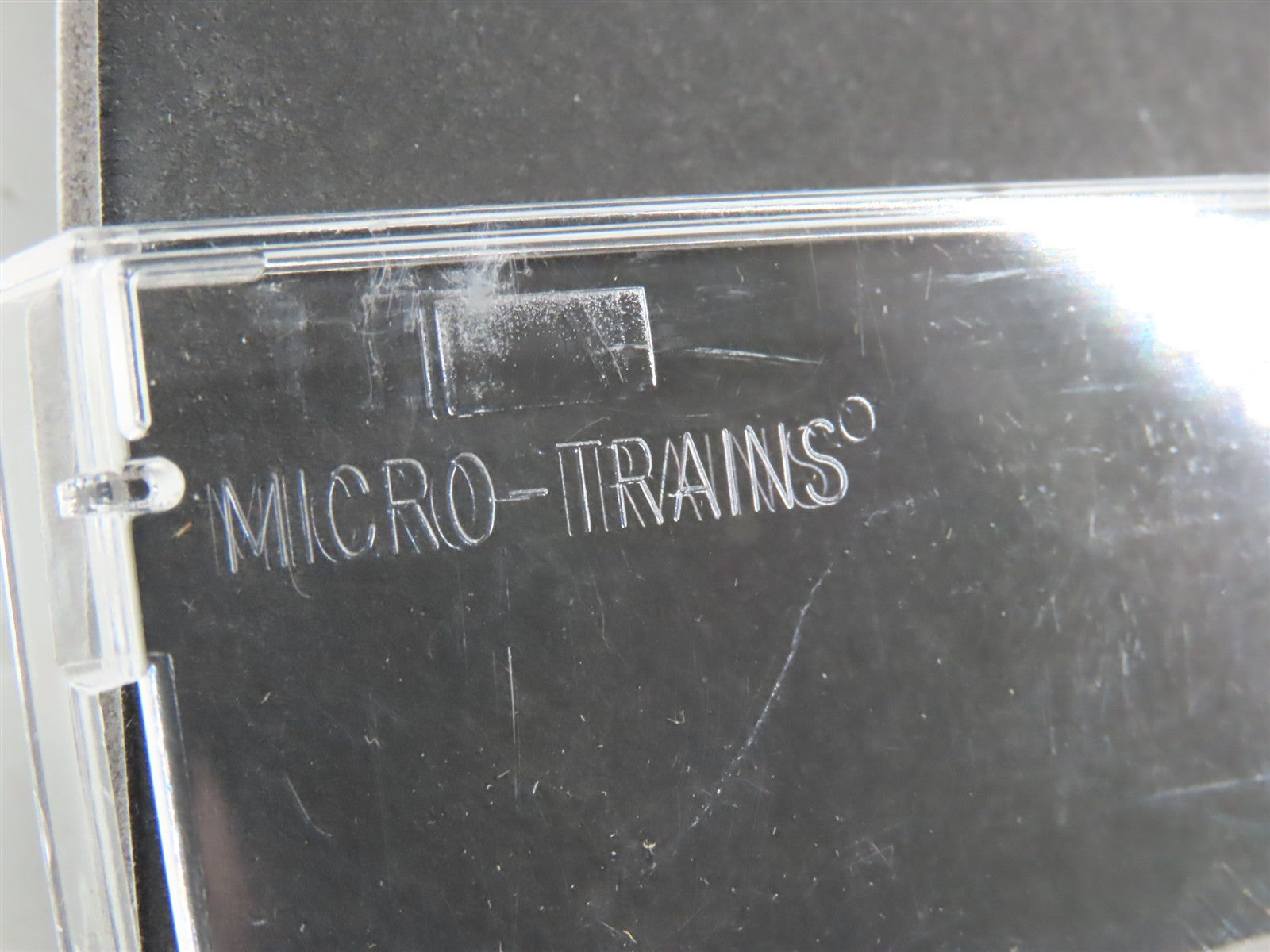 N Scale Micro-Trains MTL 55490 RDG Reading 33' 2-Bay Hopper 86585