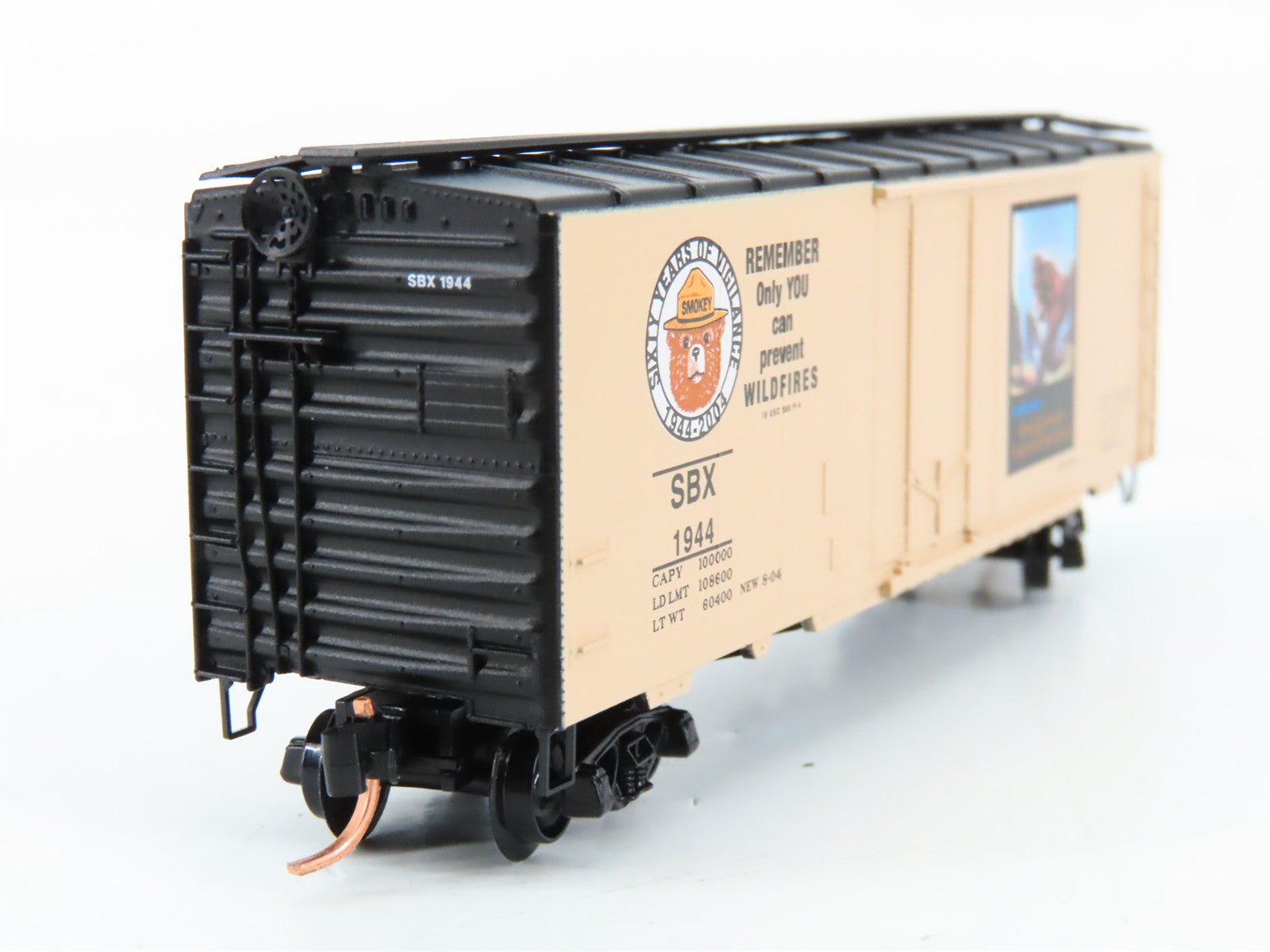 N Scale Micro-Trains MTL 21480 SBX Smokey Bear 40' Plug Door Box Car 1944