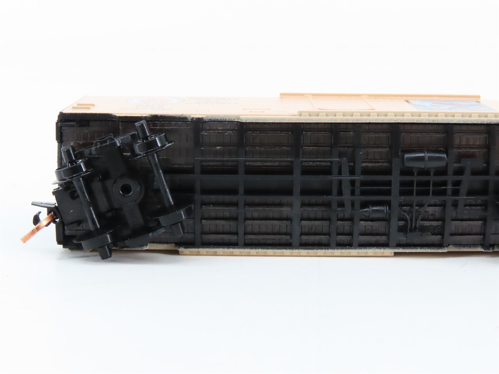 N Scale Micro-Trains MTL 21480 SBX Smokey Bear 40' Plug Door Box Car 1944
