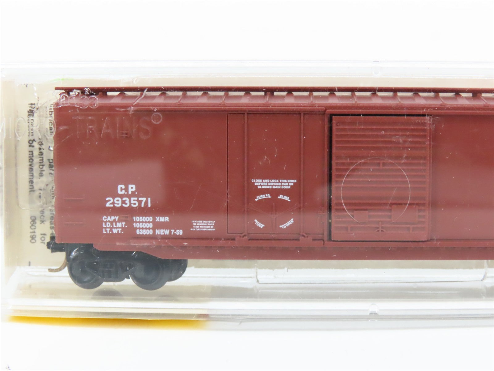 N Scale Micro-Trains MTL 33090 CP Canadian Pacific 40' Box Car 293571