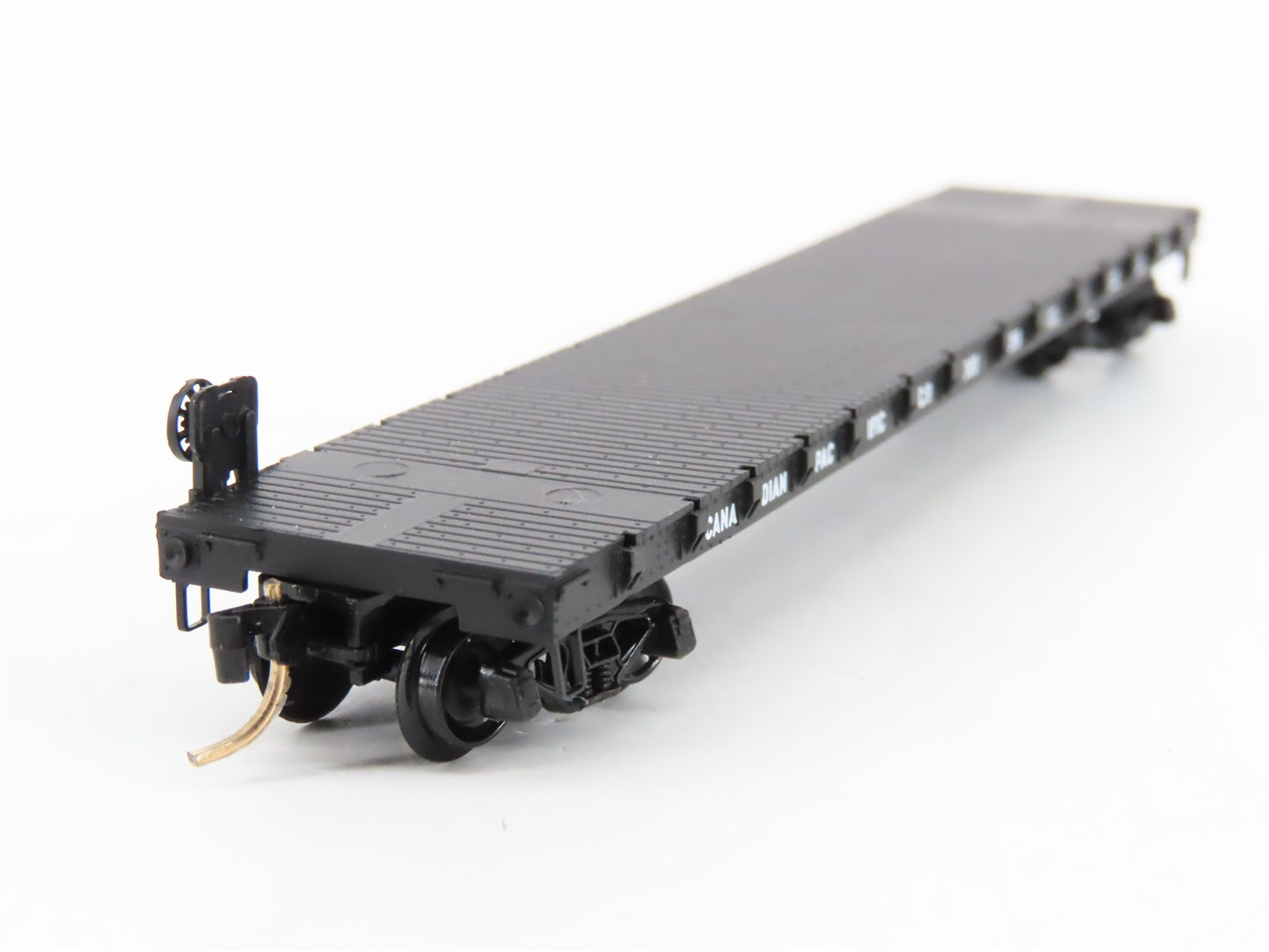 N Scale Micro-Trains MTL 44040 CP Canadian Pacific 50' Flat Car 300055