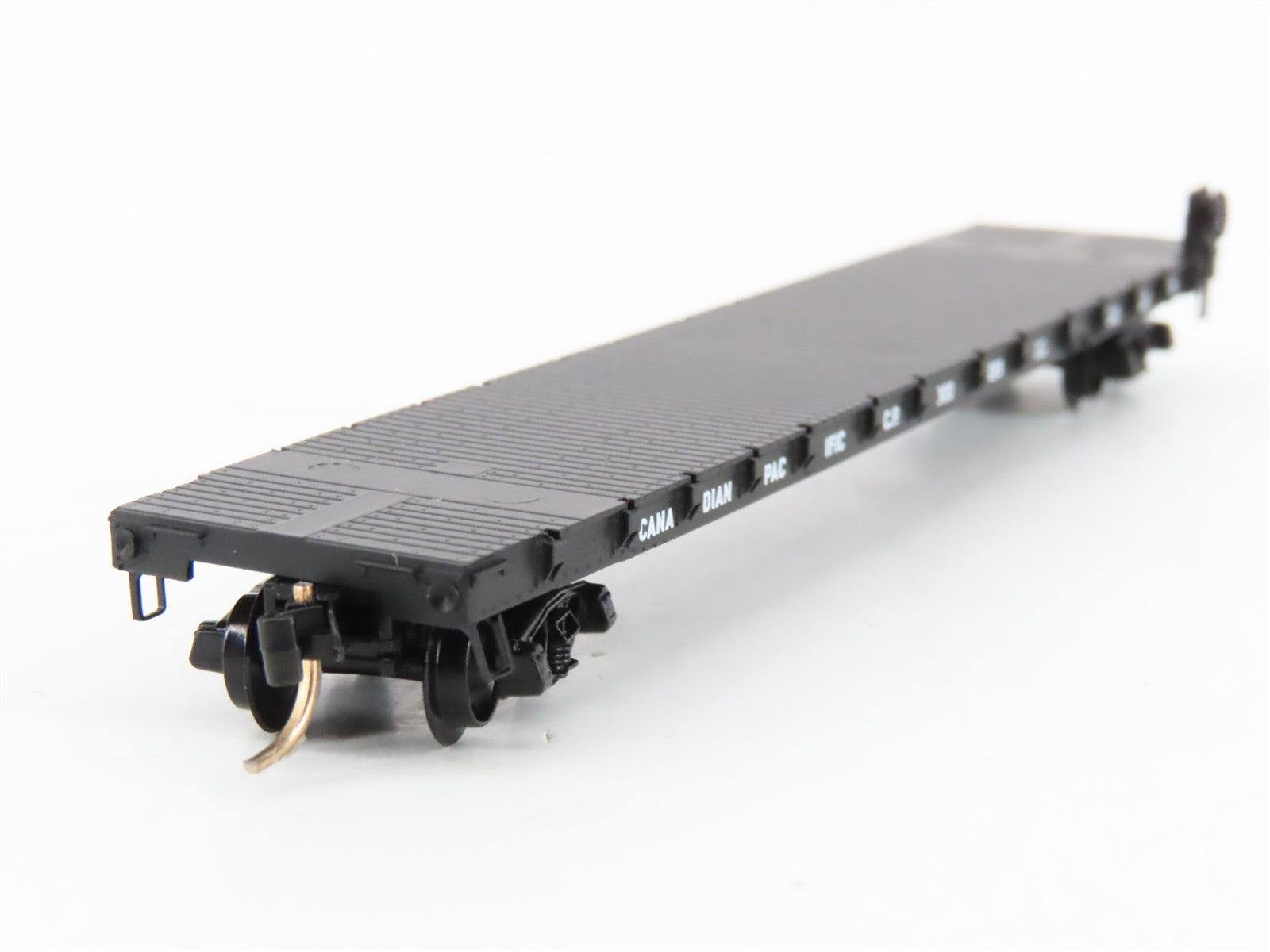 N Scale Micro-Trains MTL 44040 CP Canadian Pacific 50' Flat Car 300055
