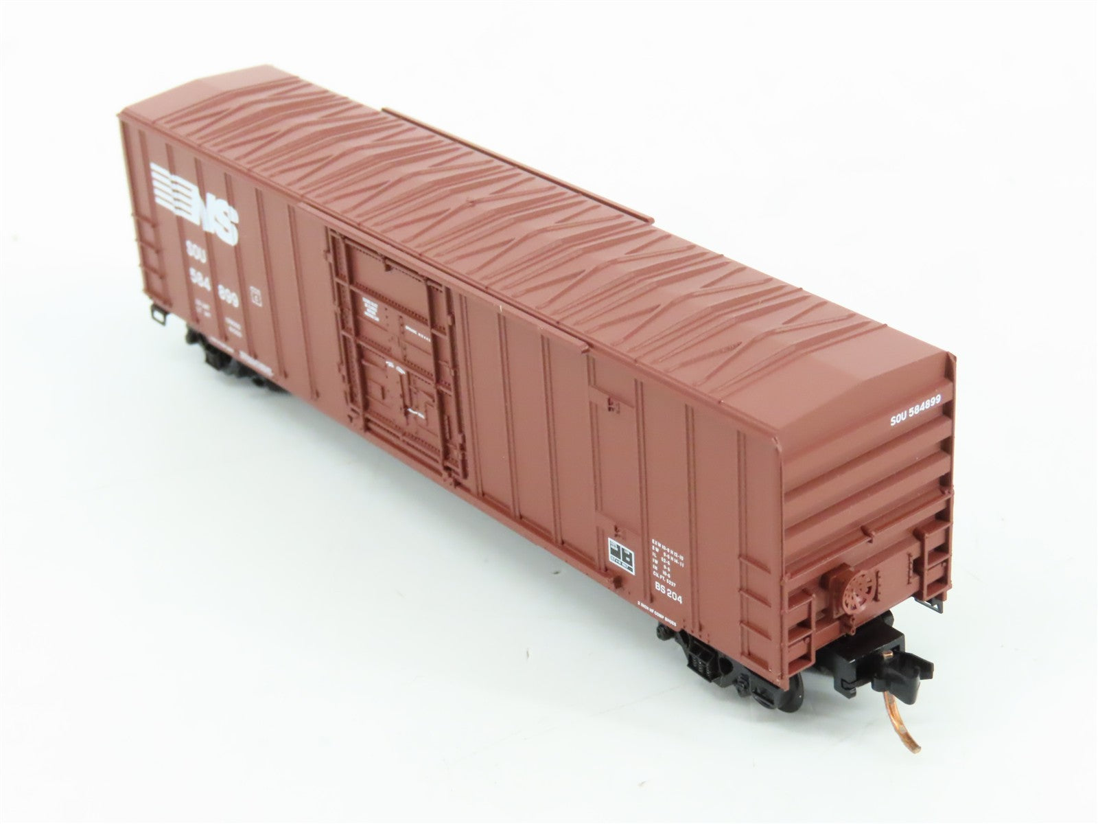N Scale Micro-Trains MTL 27230 SOU Norfolk Southern 50' Box Car 584899
