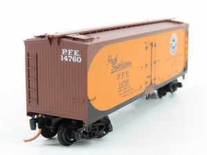N Scale Micro-Trains MTL 49500 PFE Pacific Fruit Express 40' Reefer 14760
