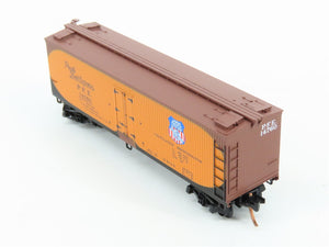 N Scale Micro-Trains MTL 49500 PFE Pacific Fruit Express 40' Reefer 14760