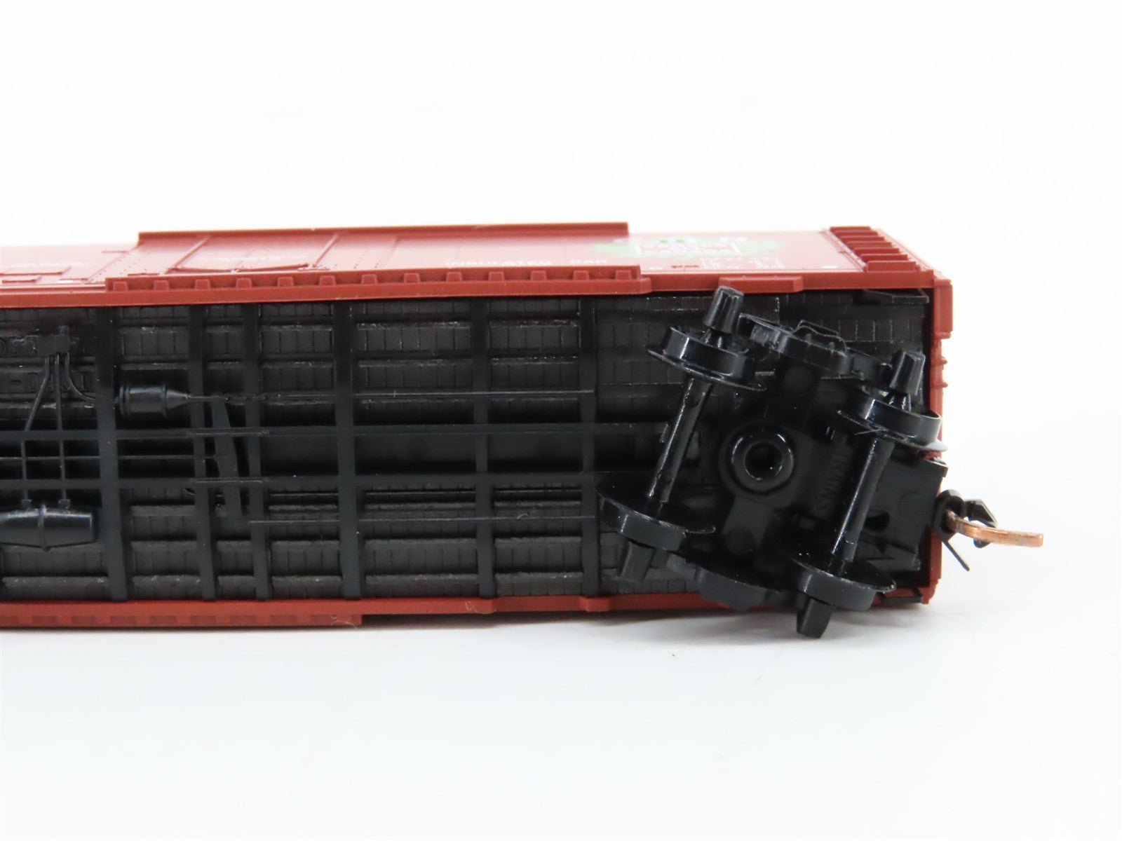 N Scale Micro-Trains MTL 21120 C.N. Canadian National 40' Box Car 290159