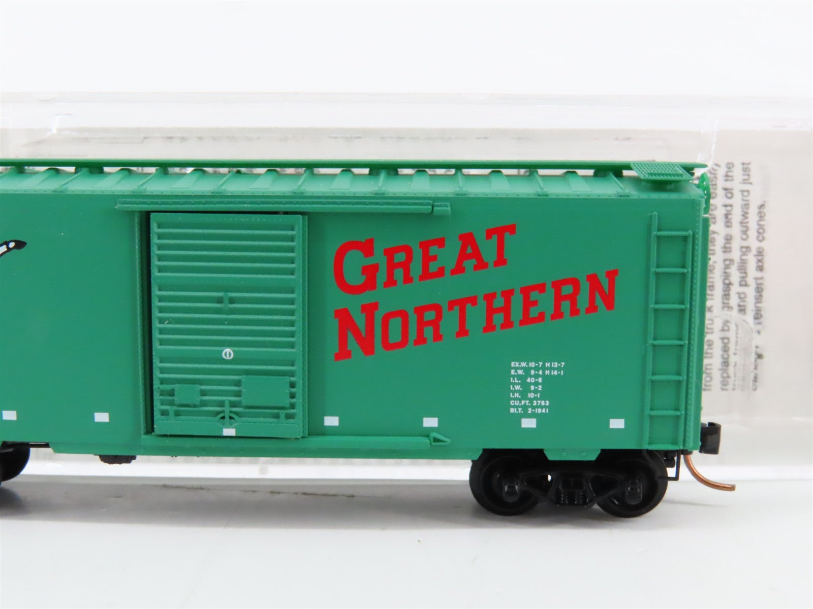 N Scale Micro-Trains MTL 20420 GN Great Northern 40' Box Car 27163