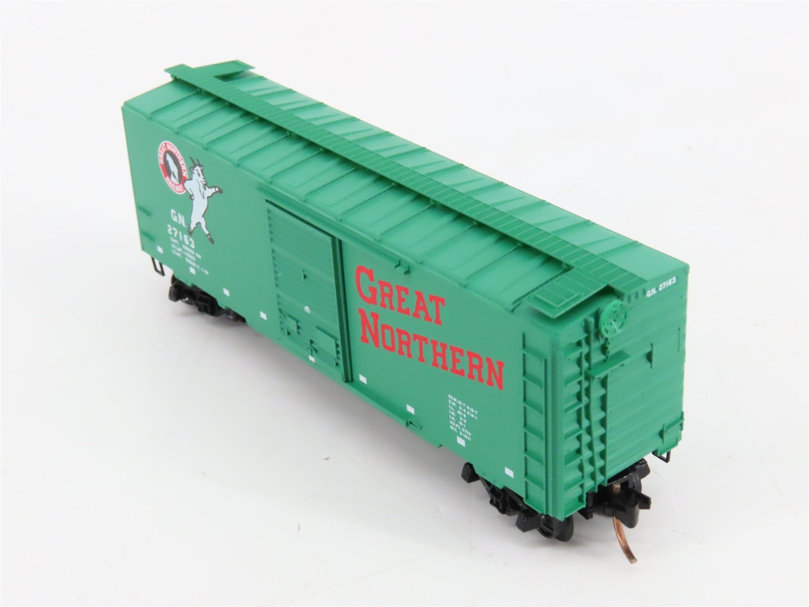 N Scale Micro-Trains MTL 20420 GN Great Northern 40' Box Car 27163