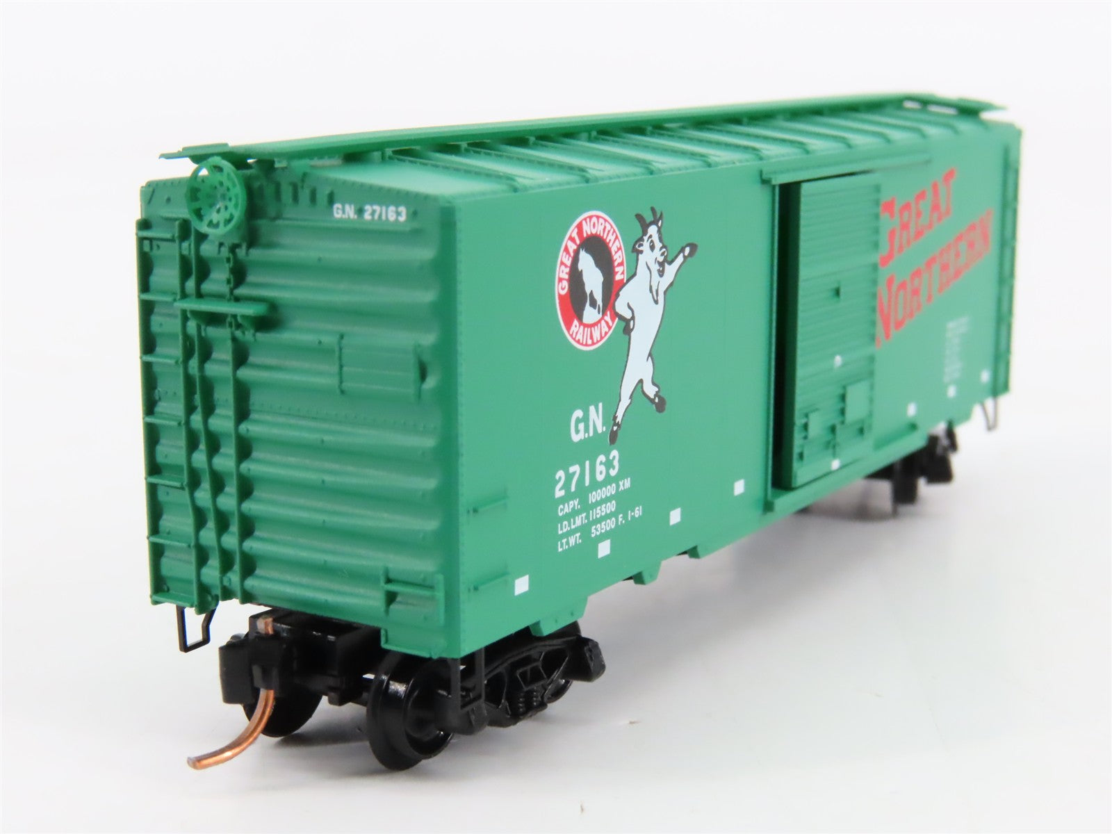 N Scale Micro-Trains MTL 20420 GN Great Northern 40' Box Car 27163