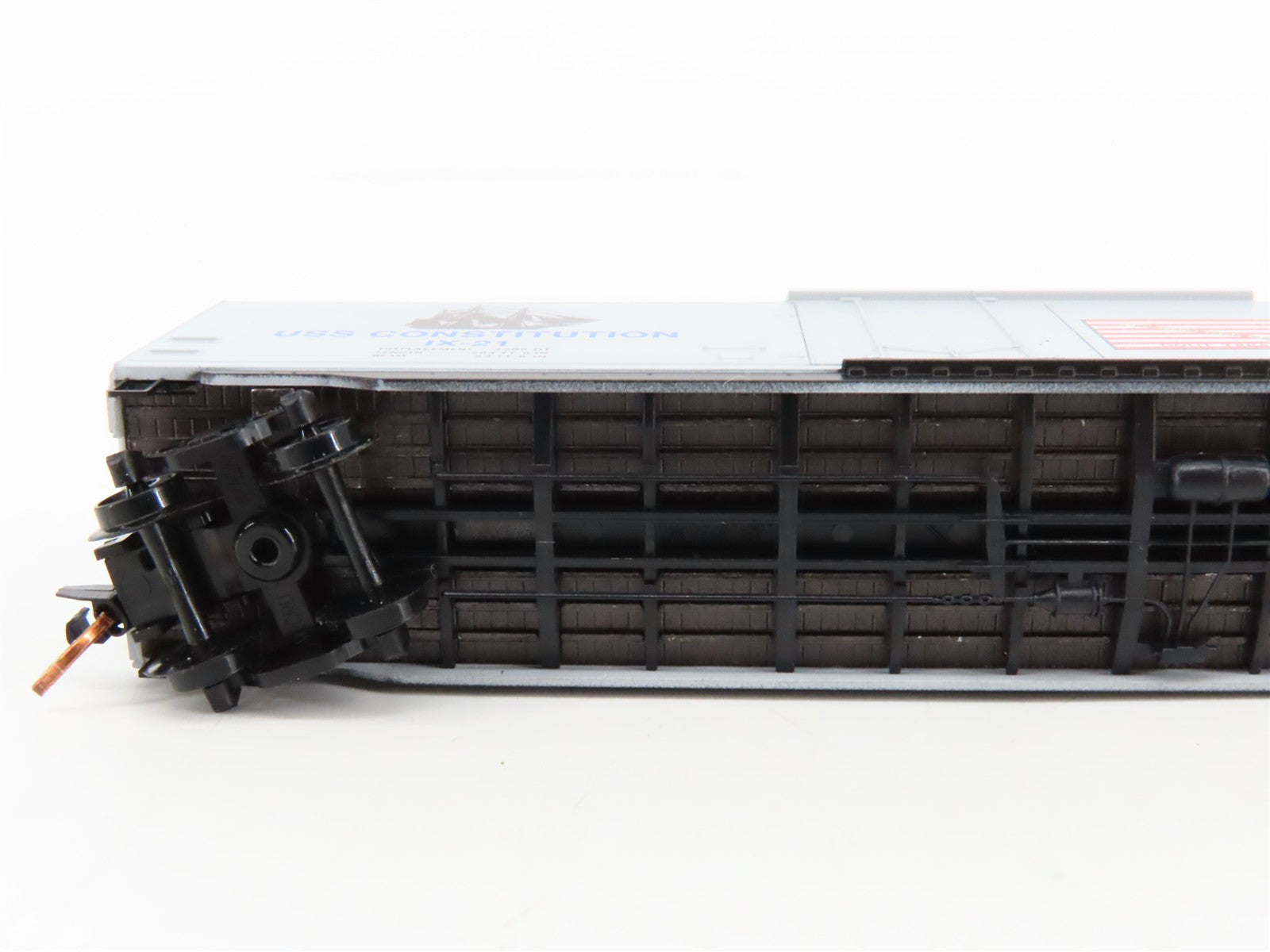 N Scale Micro-Trains MTL 03800412 IX USS Constitution 50' Box Car IX-21