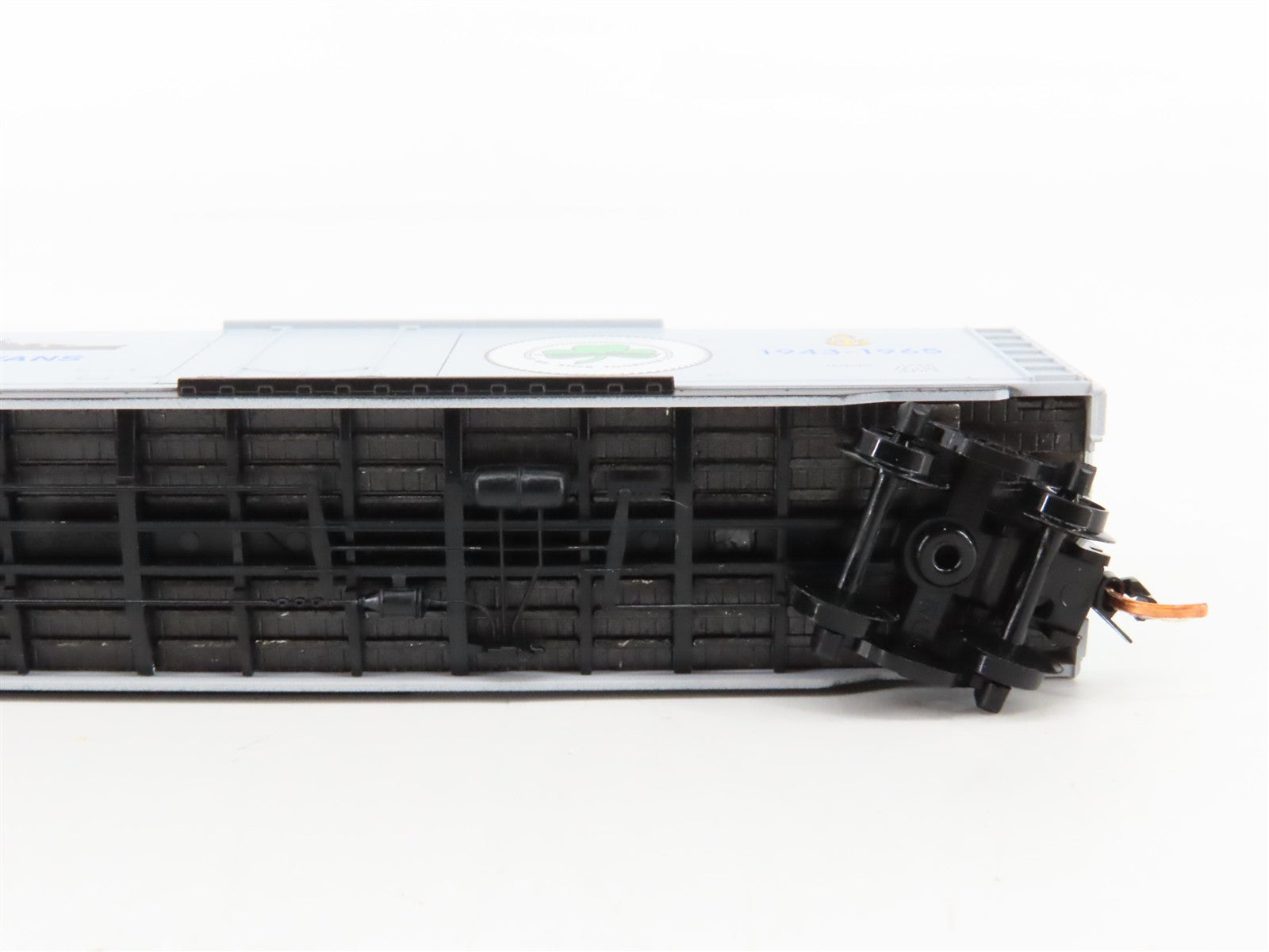 N Scale Micro-Trains MTL 03800407 USN United States Navy 50' Box Car DD-537