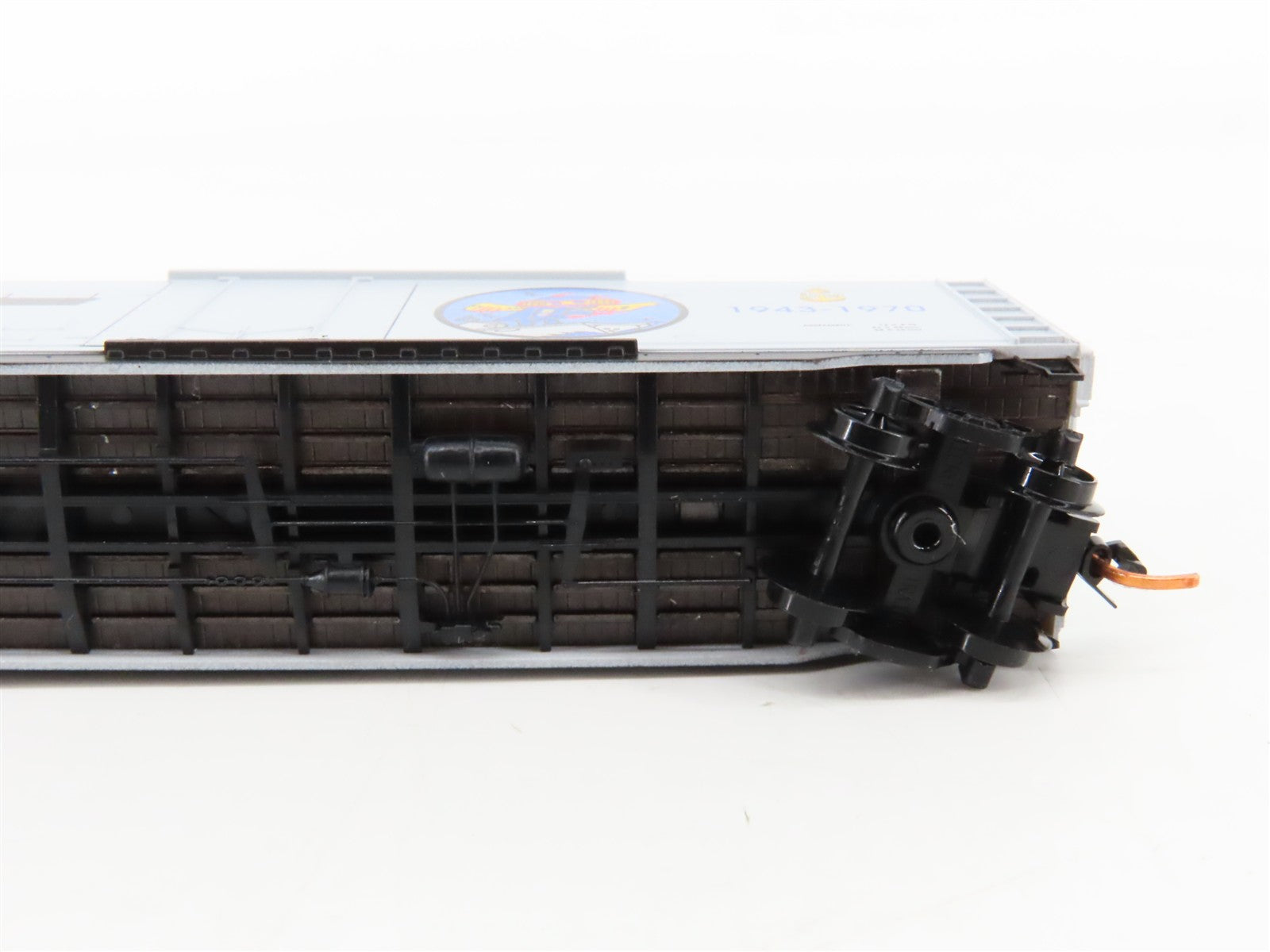N Scale Micro-Trains MTL 03800402 CV-12 U.S. Navy 50' Box Car CV-12