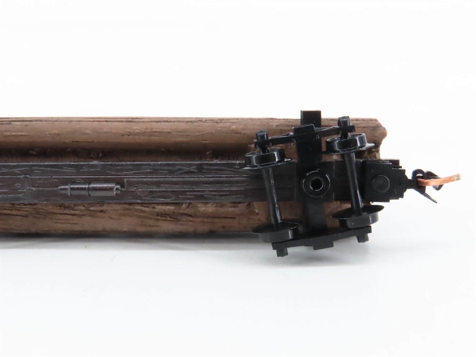 N Scale Micro-Trains MTL 113040 40' Skeleton Log Car w/ Log Load