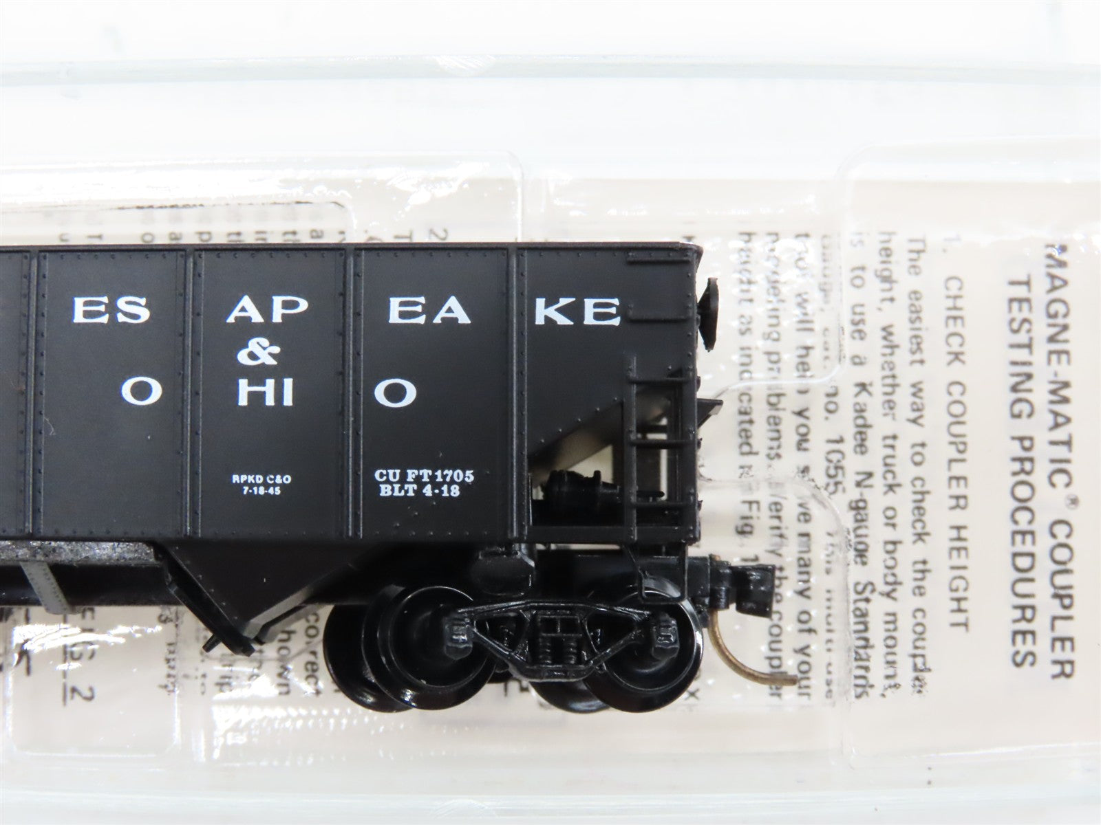 N Scale Micro-Trains MTL 56220 C&O Chesapeake & Ohio 33' 2-Bay Hopper 61780
