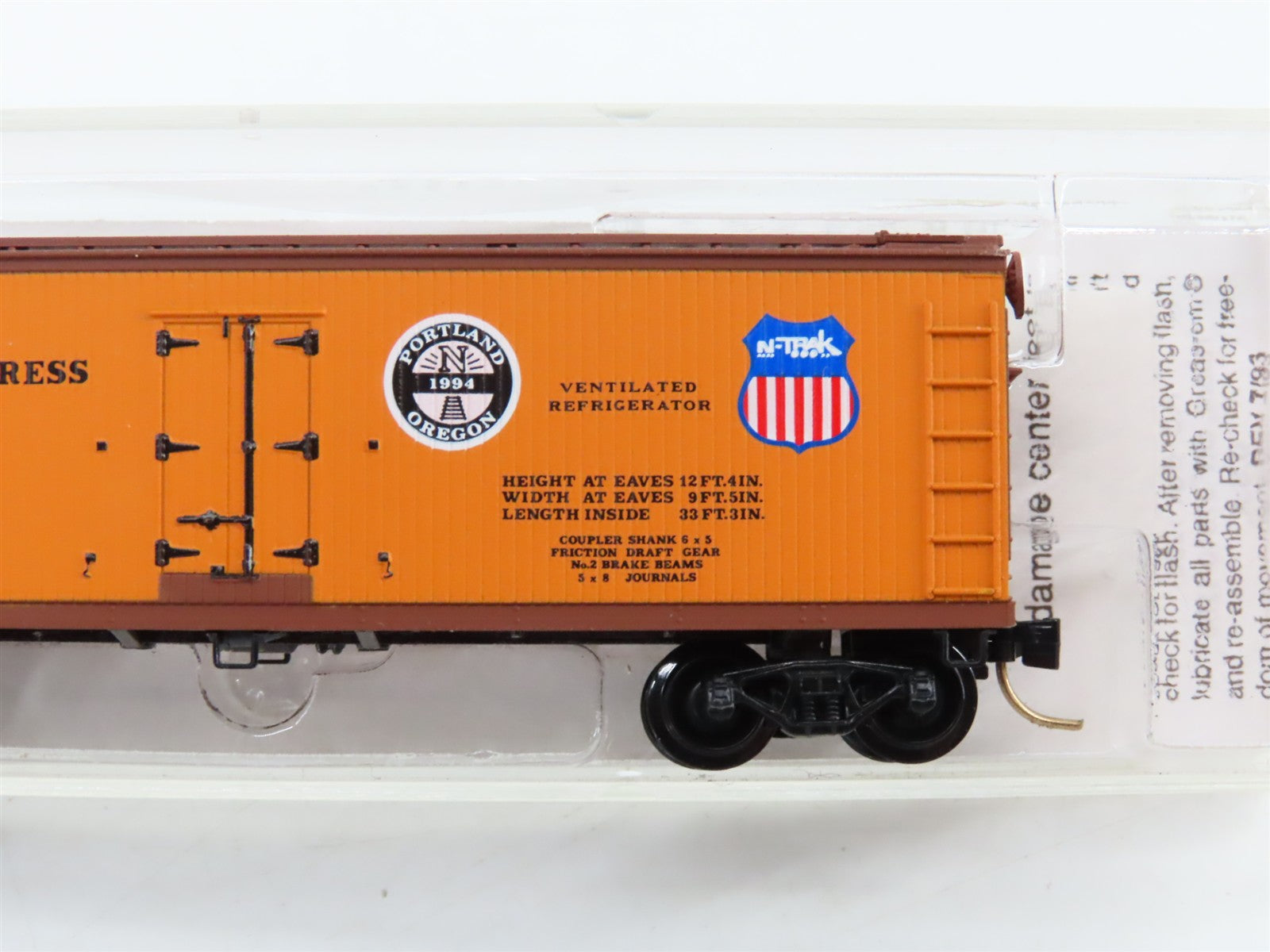 N Scale Micro-Trains MTL PFE Portland Fruit Express Reefer 1994