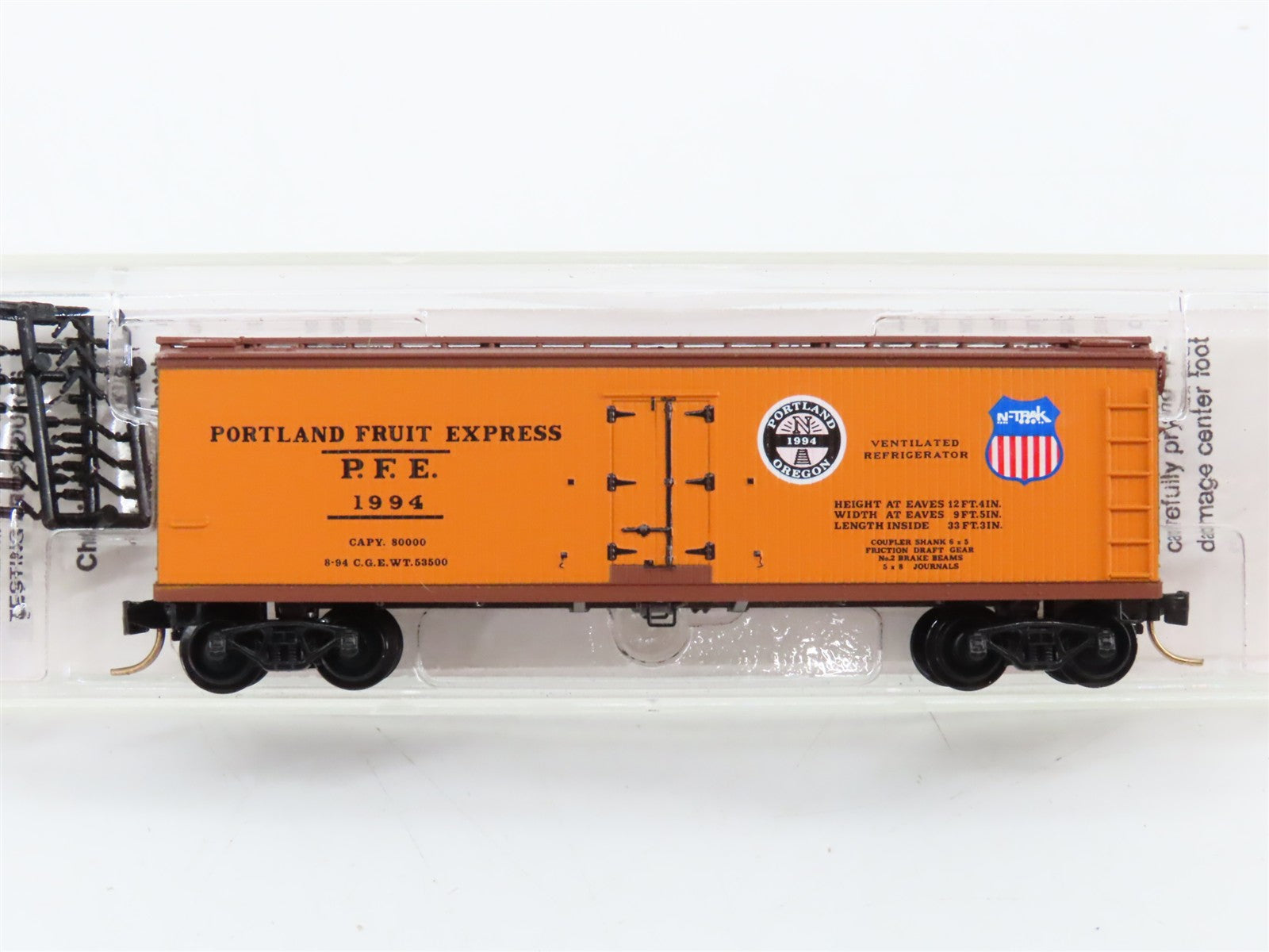 N Scale Micro-Trains MTL PFE Portland Fruit Express 40' Ventilated Reefer 1994