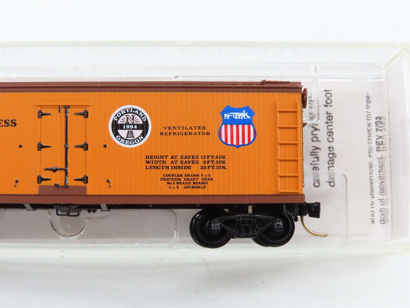 N Scale Micro-Trains MTL PFE Portland Fruit Express 40' Ventilated Reefer 1994